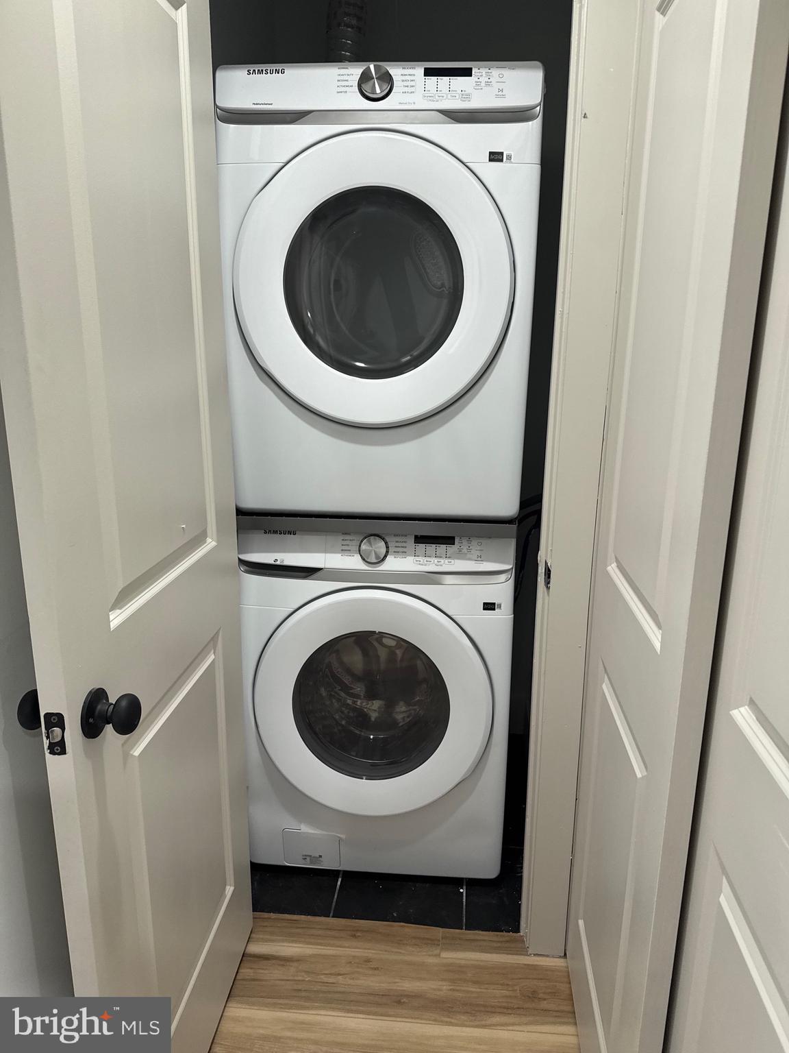 TEMPLE UNIVERSITY - Residential Lease