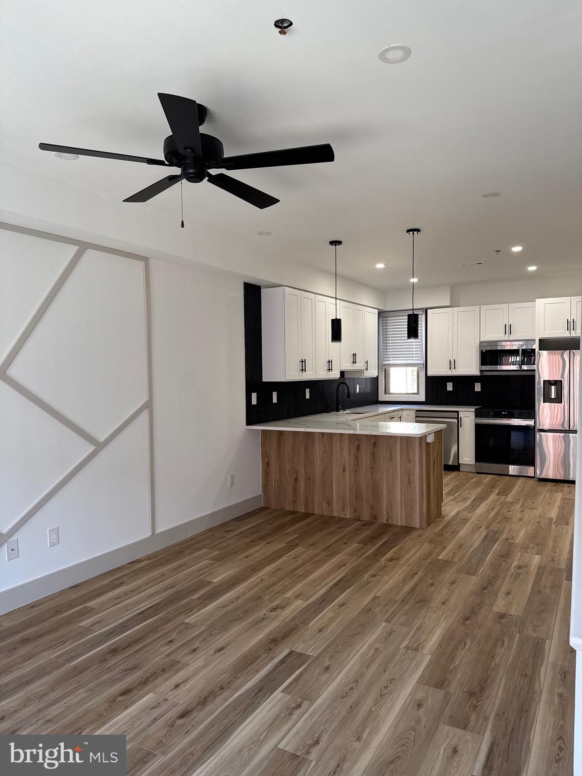 TEMPLE UNIVERSITY - Residential Lease