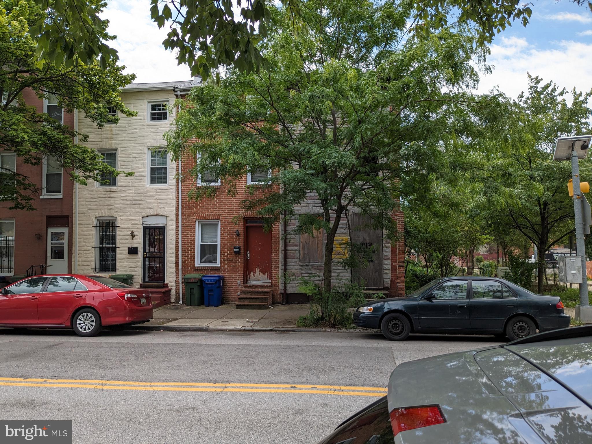 HOLLINS MARKET - Residential