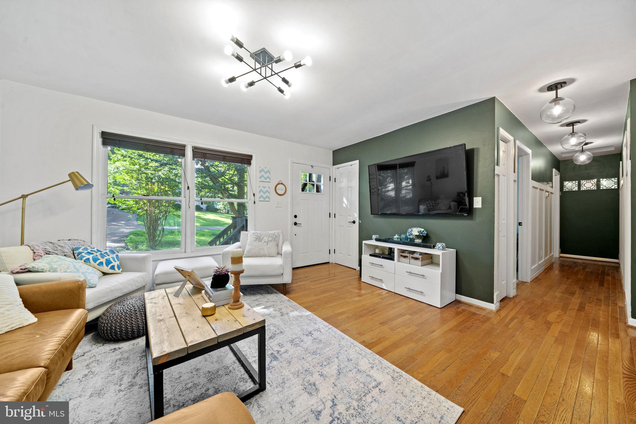 LAKE ARROWHEAD - Residential Lease