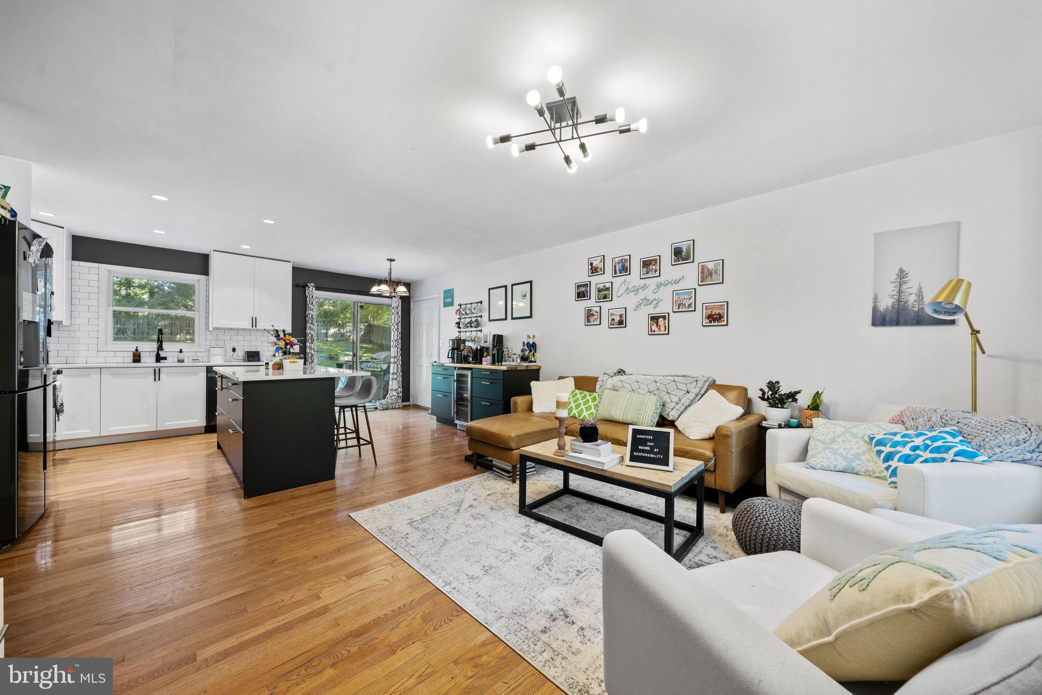 LAKE ARROWHEAD - Residential Lease