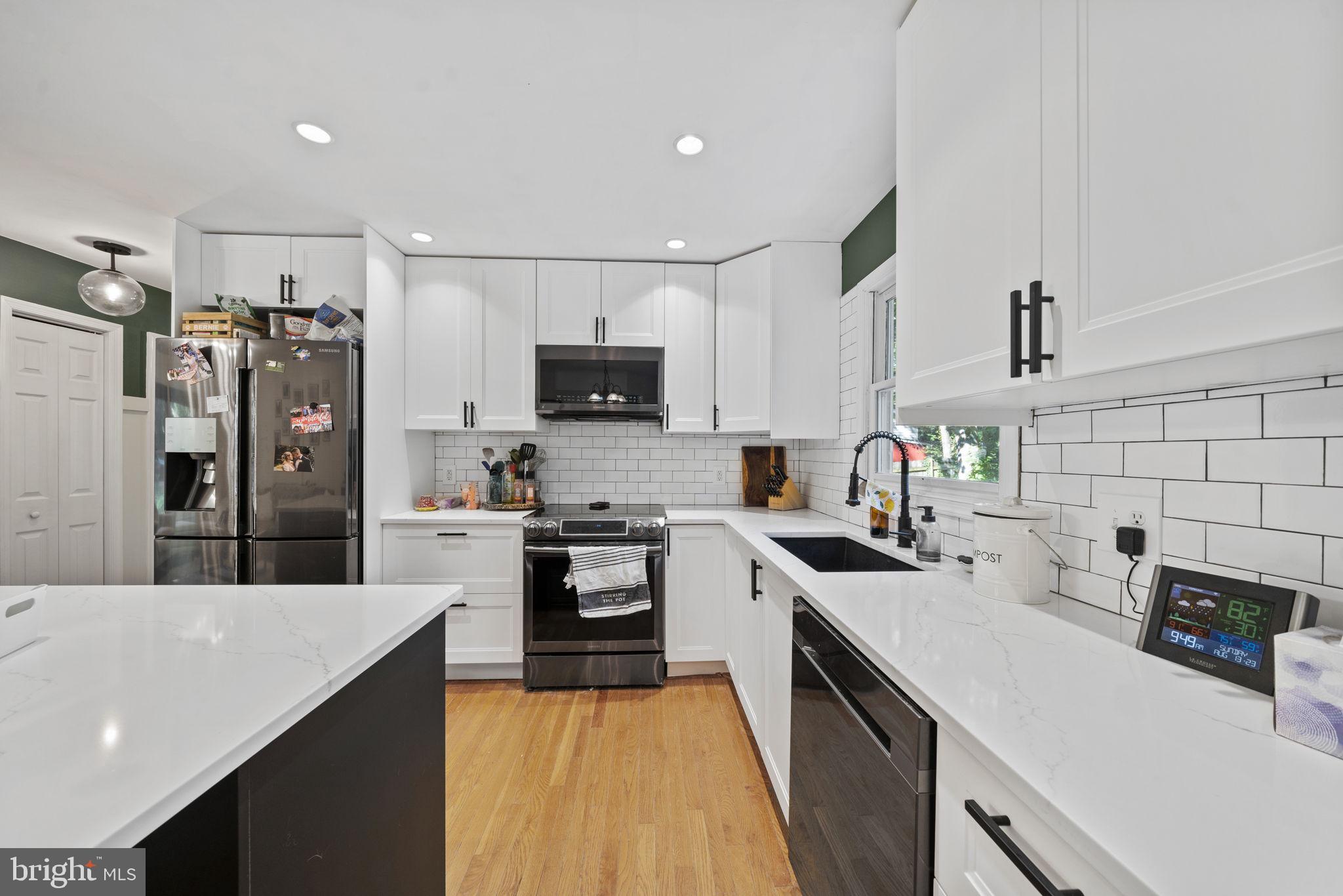 LAKE ARROWHEAD - Residential Lease