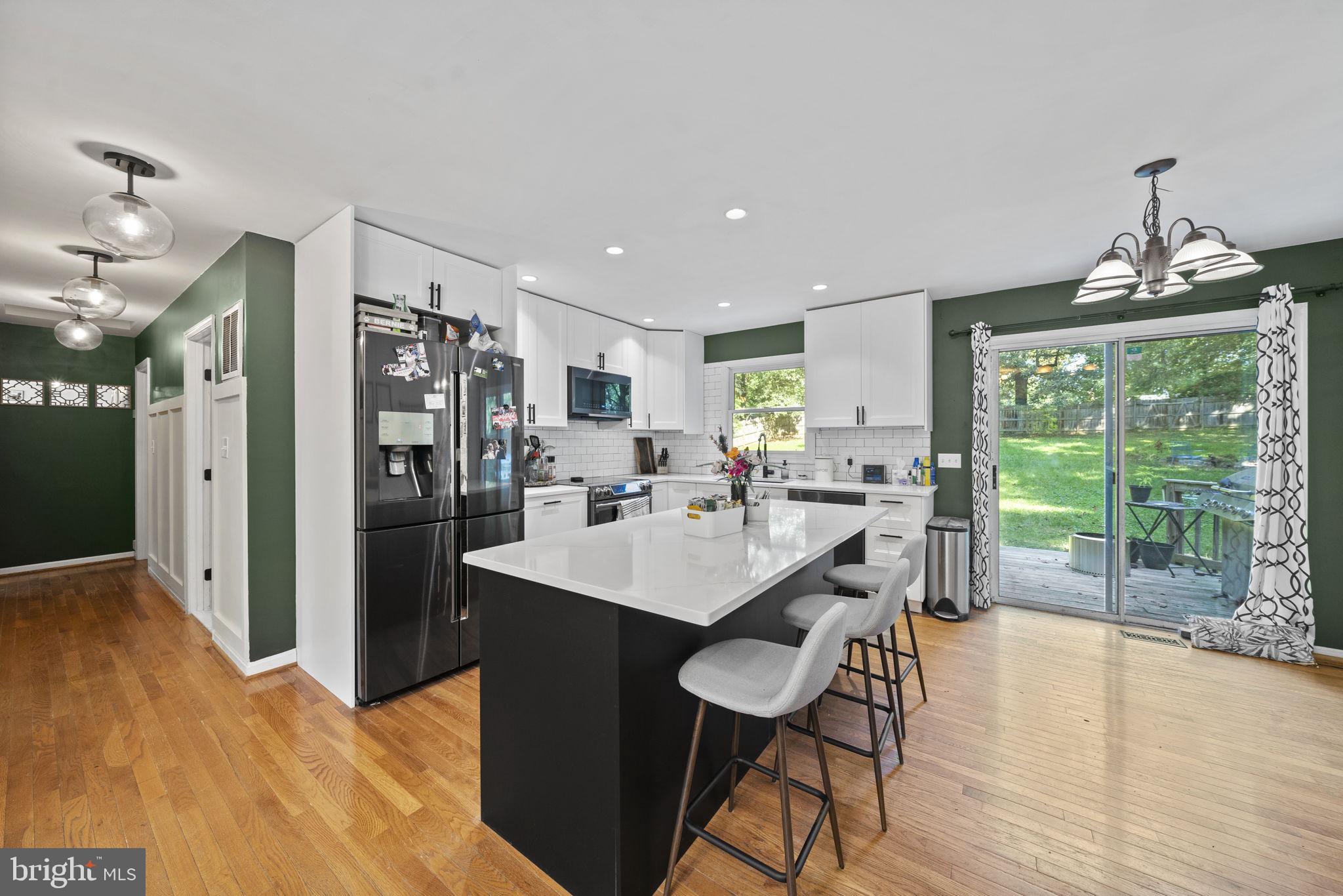 LAKE ARROWHEAD - Residential Lease