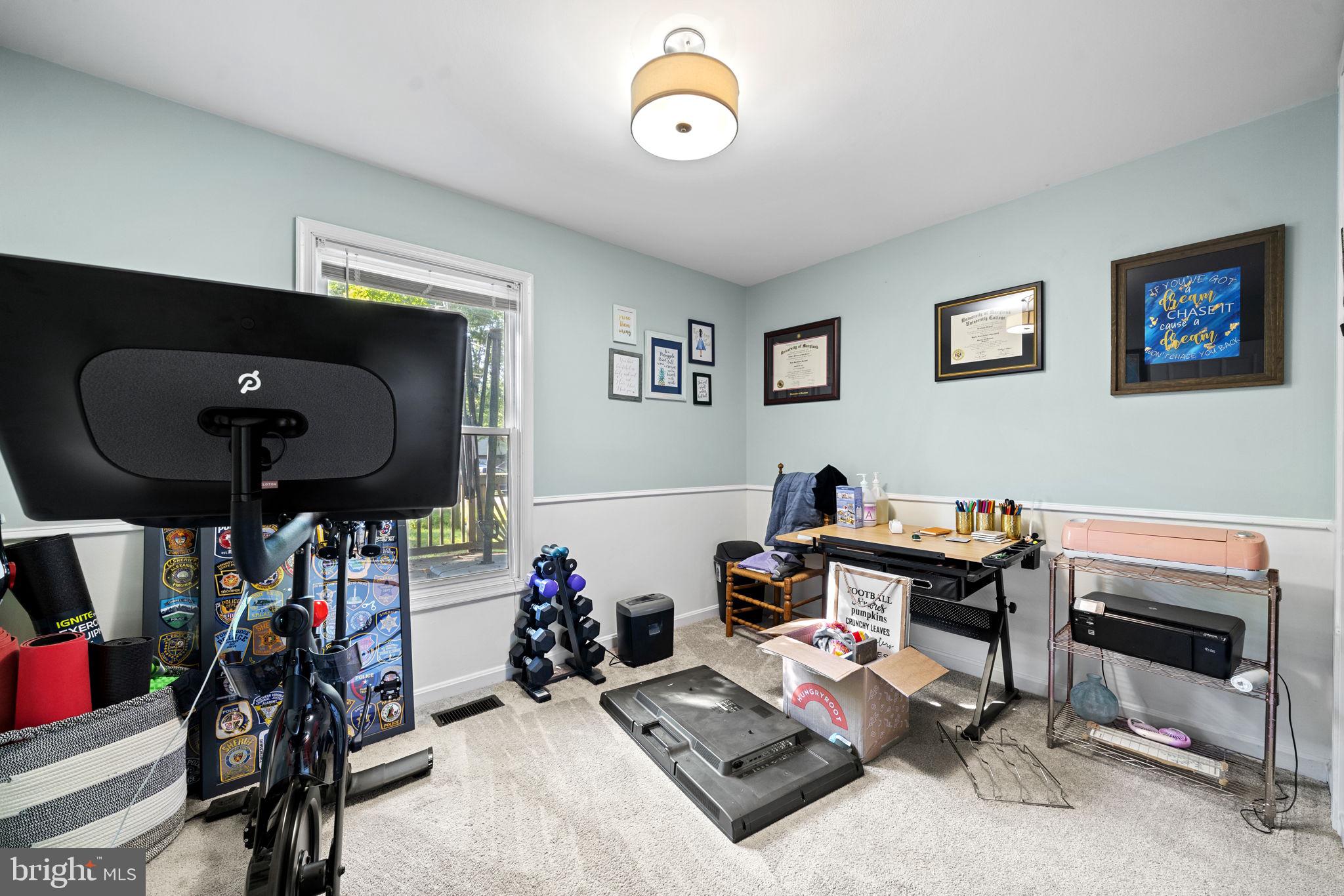 LAKE ARROWHEAD - Residential Lease