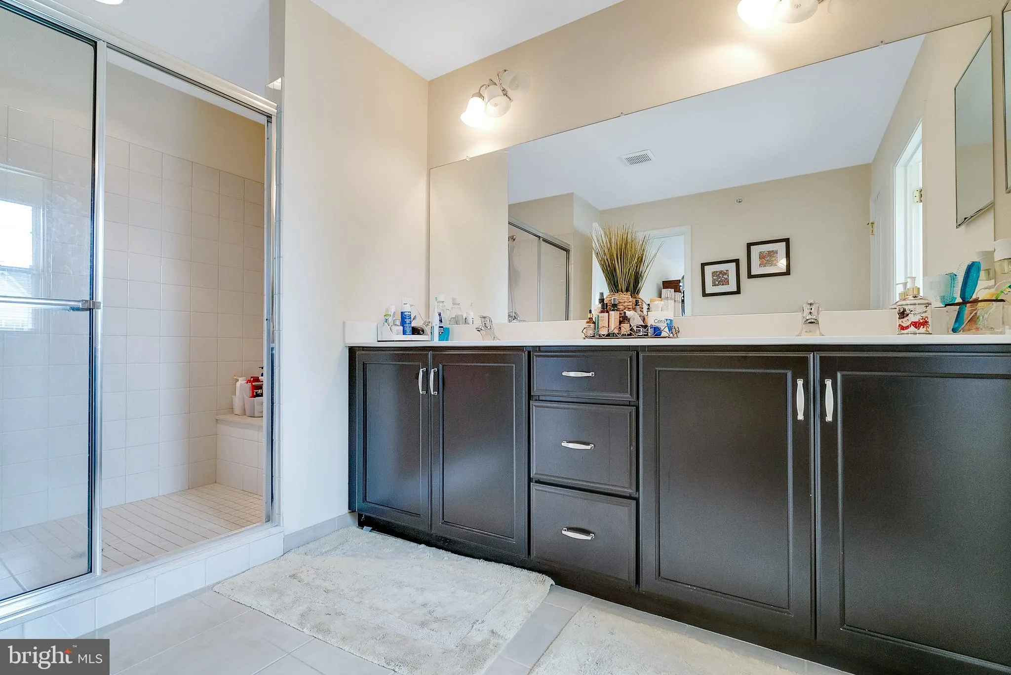 Lansdale, Pennsylvania 19446, United States, 3 Bedrooms Bedrooms, ,4 BathroomsBathrooms,Residential,Active,212109