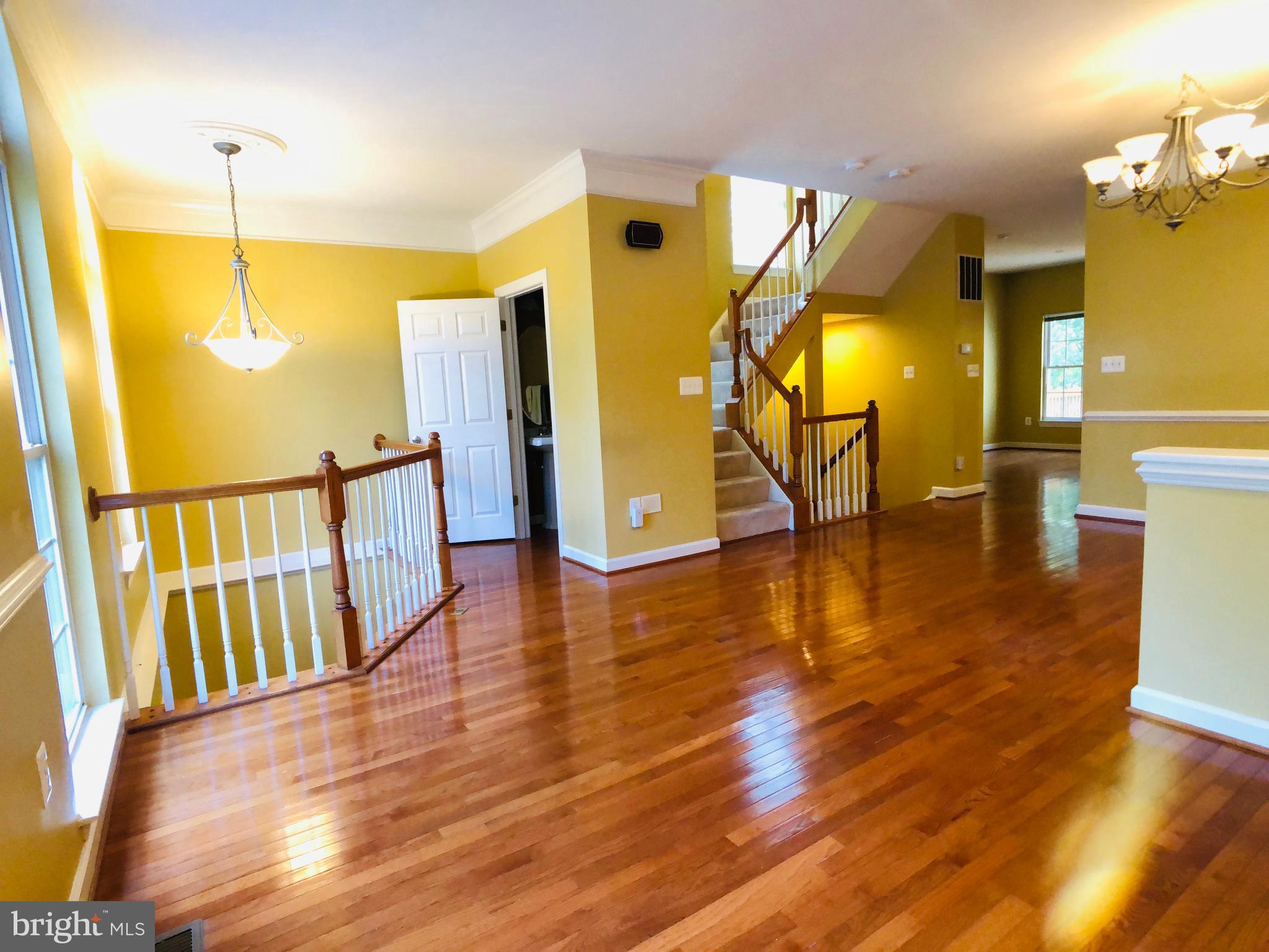 FAIRFAX CENTER LANDBAY - Residential Lease