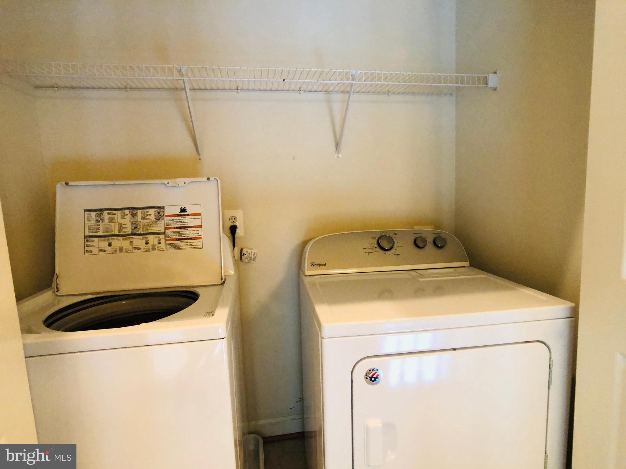 FAIRFAX CENTER LANDBAY - Residential Lease