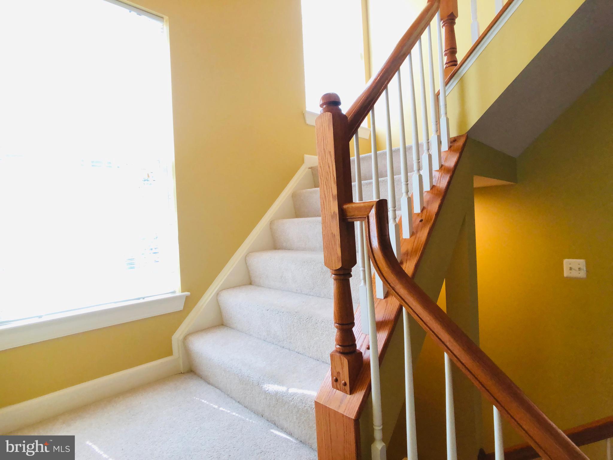 FAIRFAX CENTER LANDBAY - Residential Lease