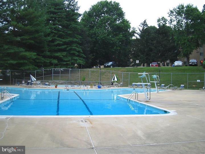 BETHESDA PARK - Residential Lease