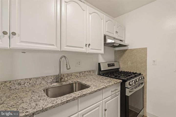 BETHESDA PARK - Residential Lease