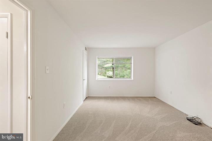 BETHESDA PARK - Residential Lease