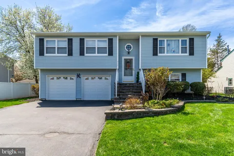 713 De Camp Drive, Hillsborough, NJ MLS: NJSO2004330