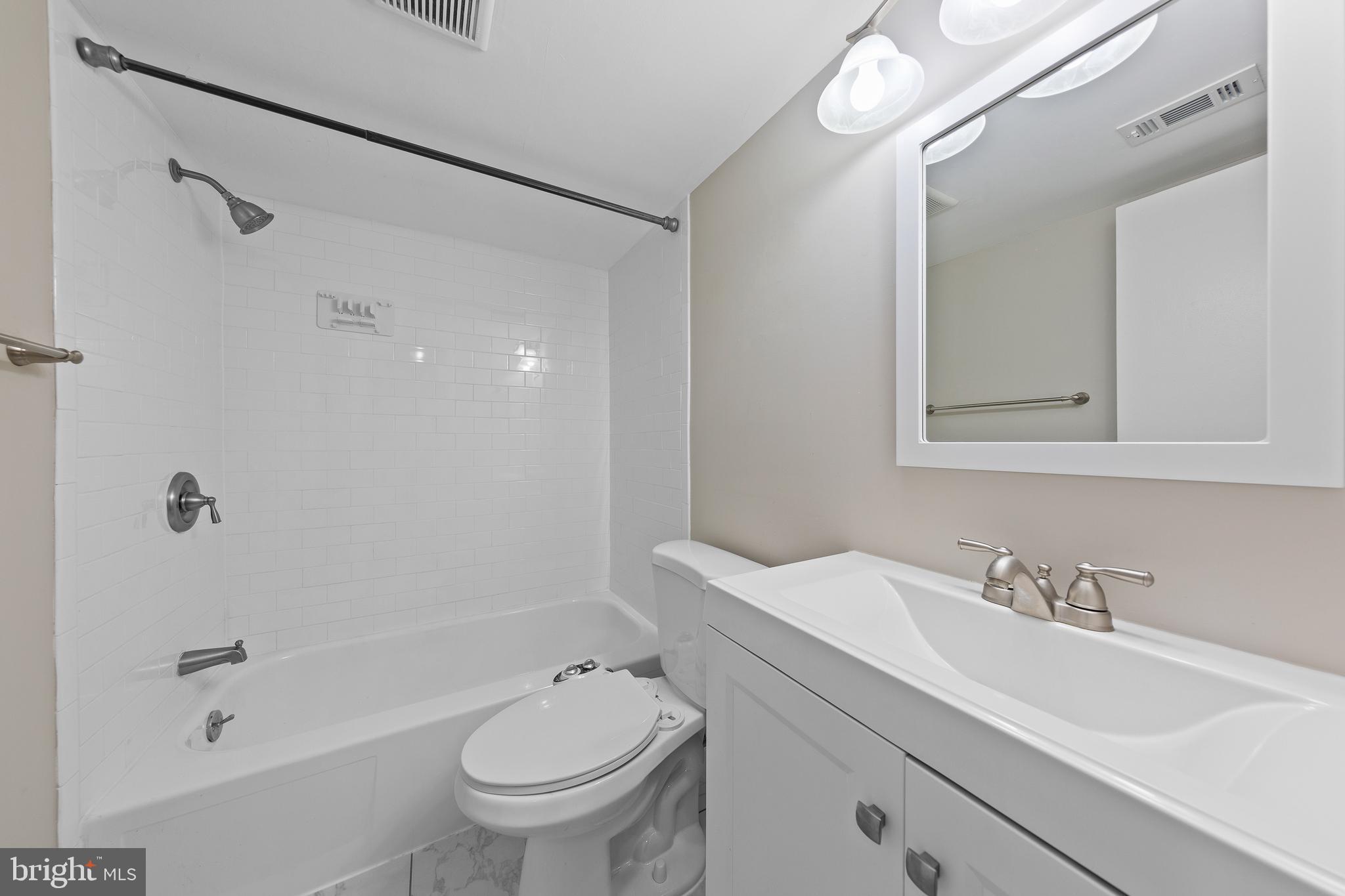 WAPLETON - Residential Lease