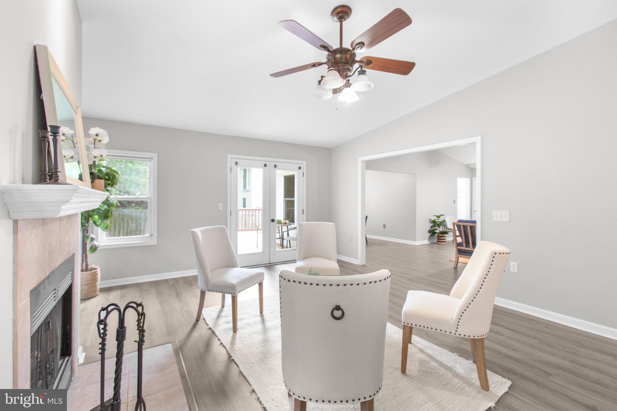 RED ROSE VILLAGE - Residential