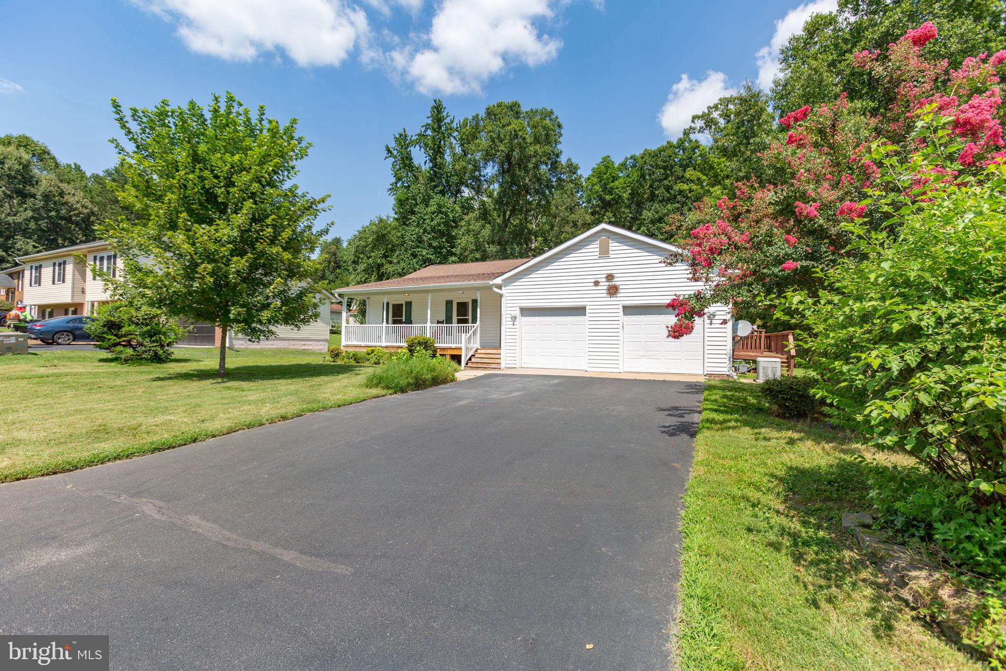 RED ROSE VILLAGE - Residential