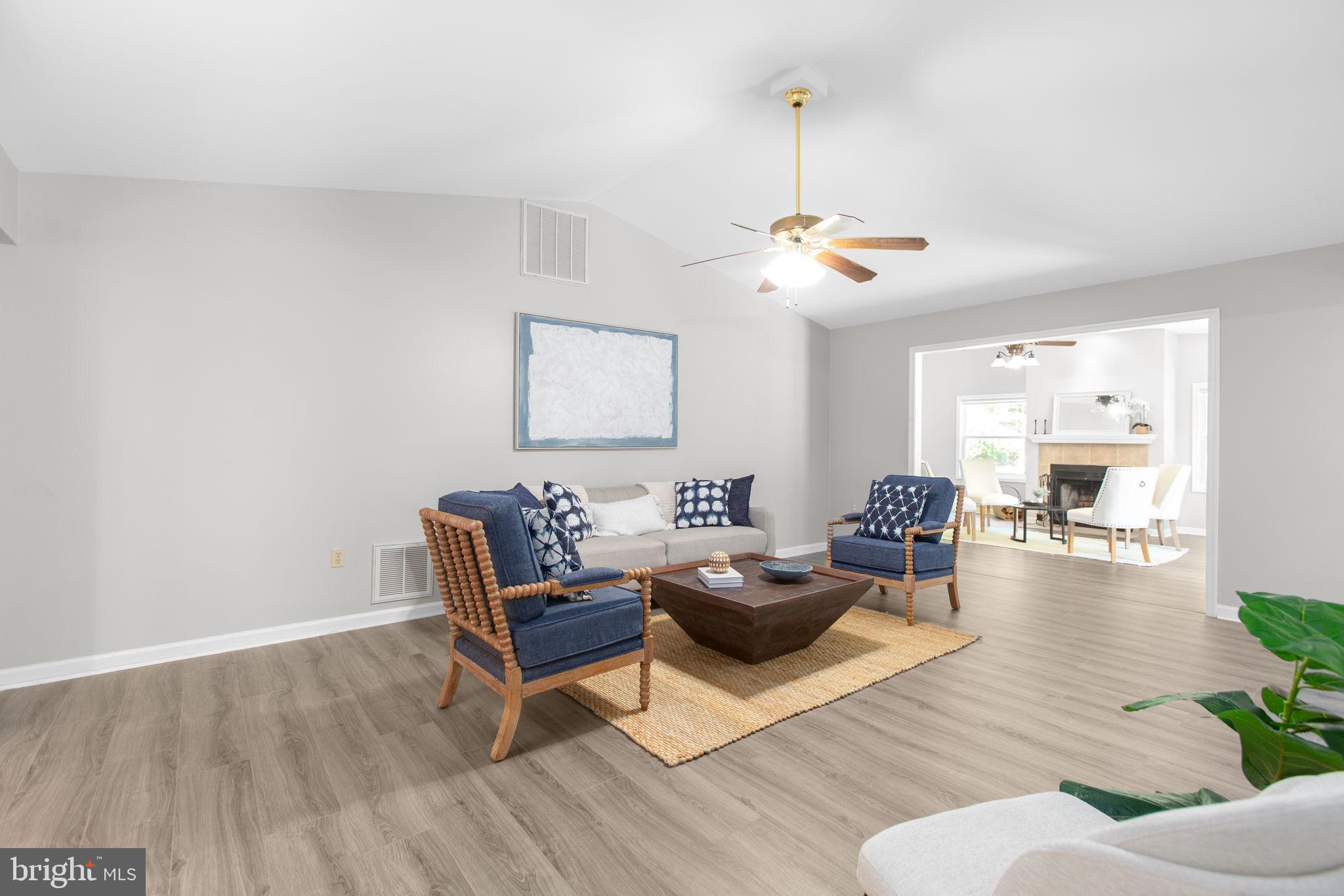 RED ROSE VILLAGE - Residential