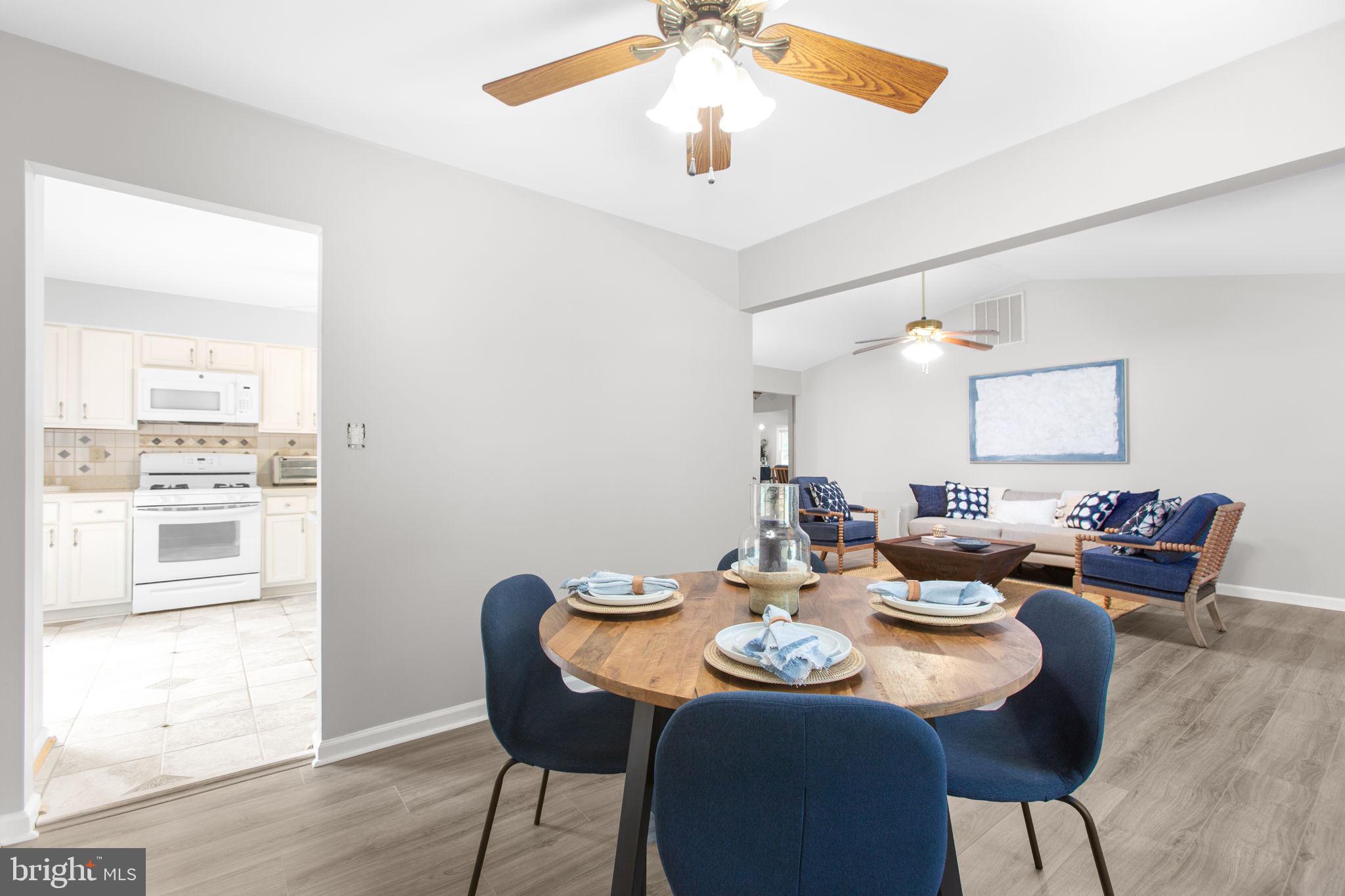 RED ROSE VILLAGE - Residential