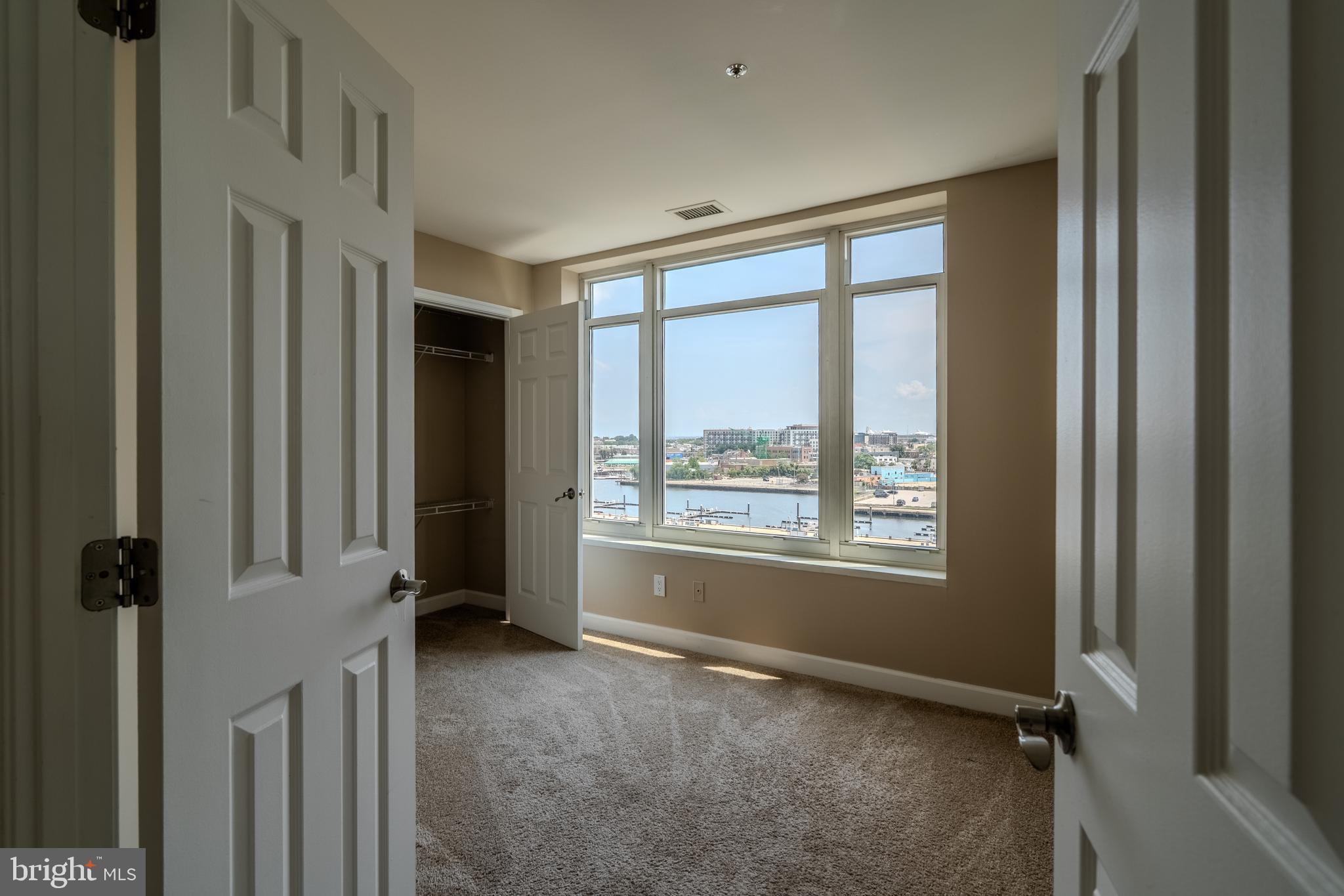 HARBORVIEW CONDOMINIUMS - Residential