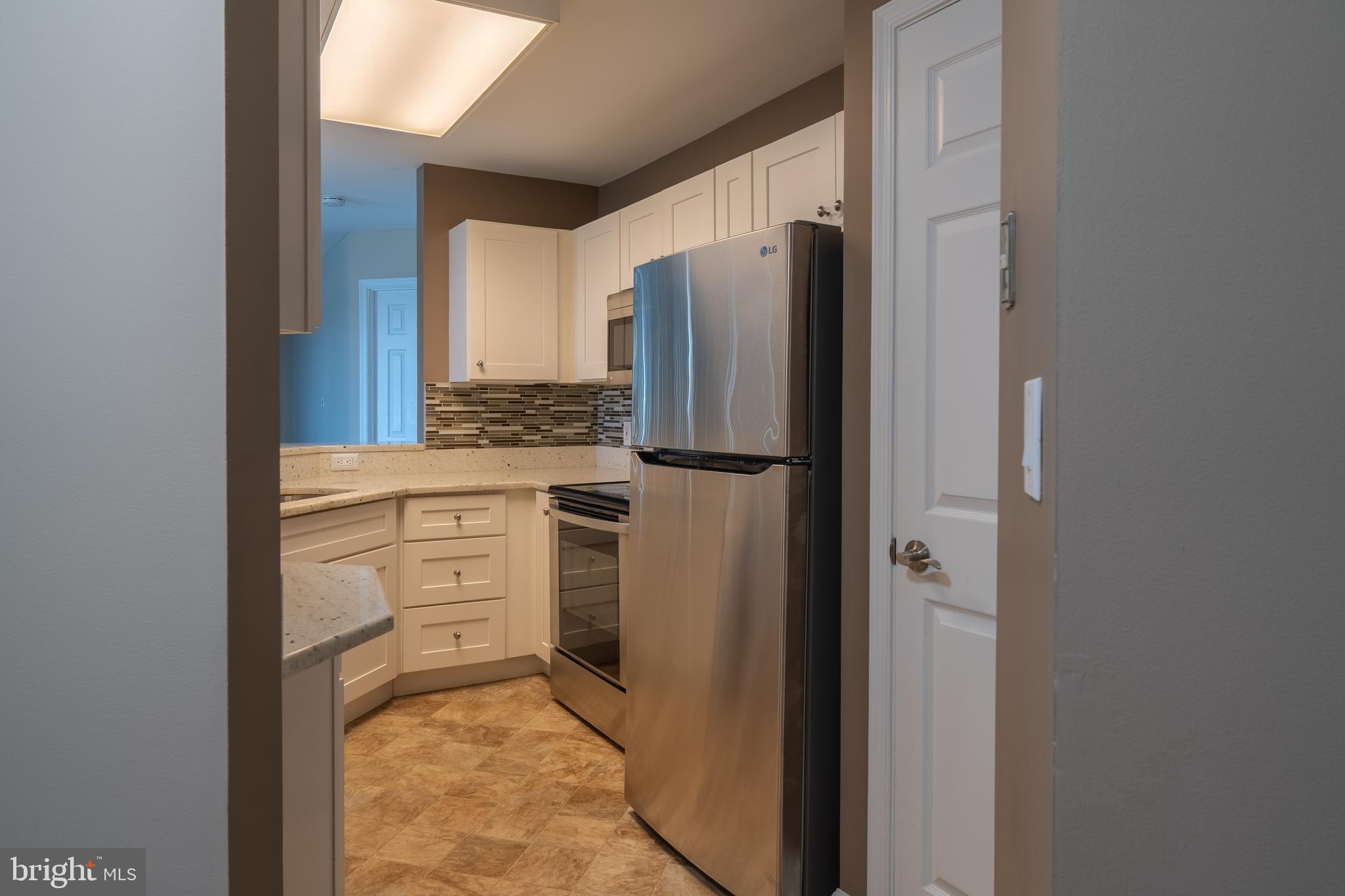 HARBORVIEW CONDOMINIUMS - Residential