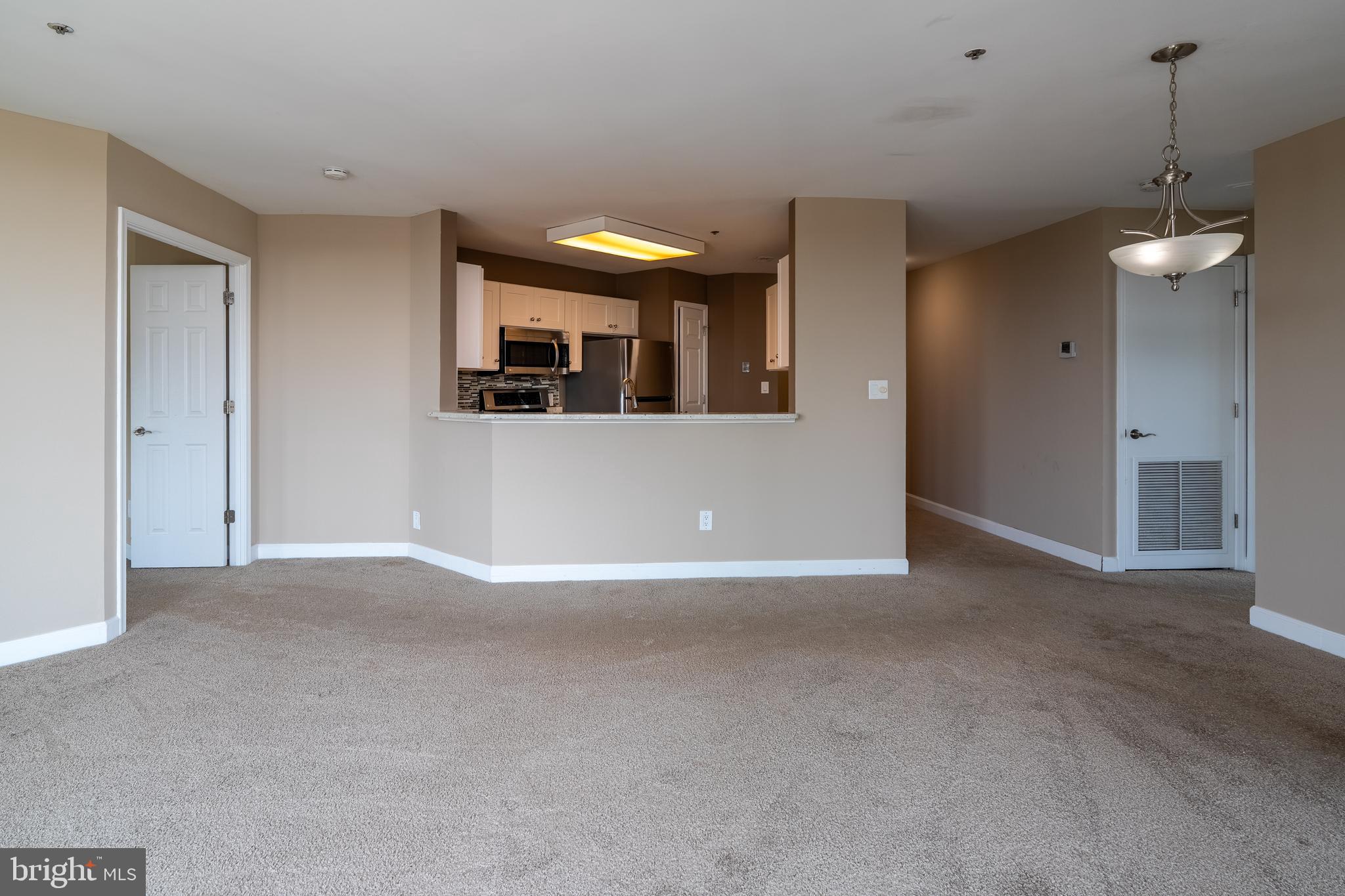 HARBORVIEW CONDOMINIUMS - Residential