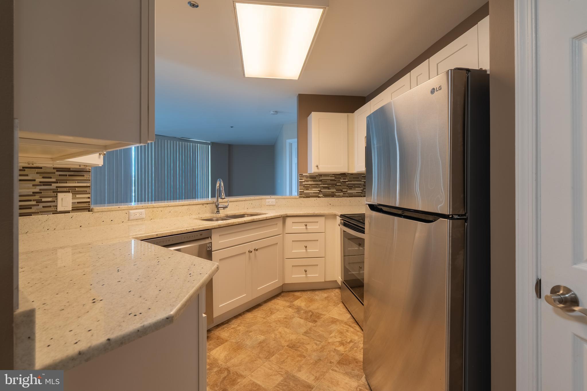 HARBORVIEW CONDOMINIUMS - Residential