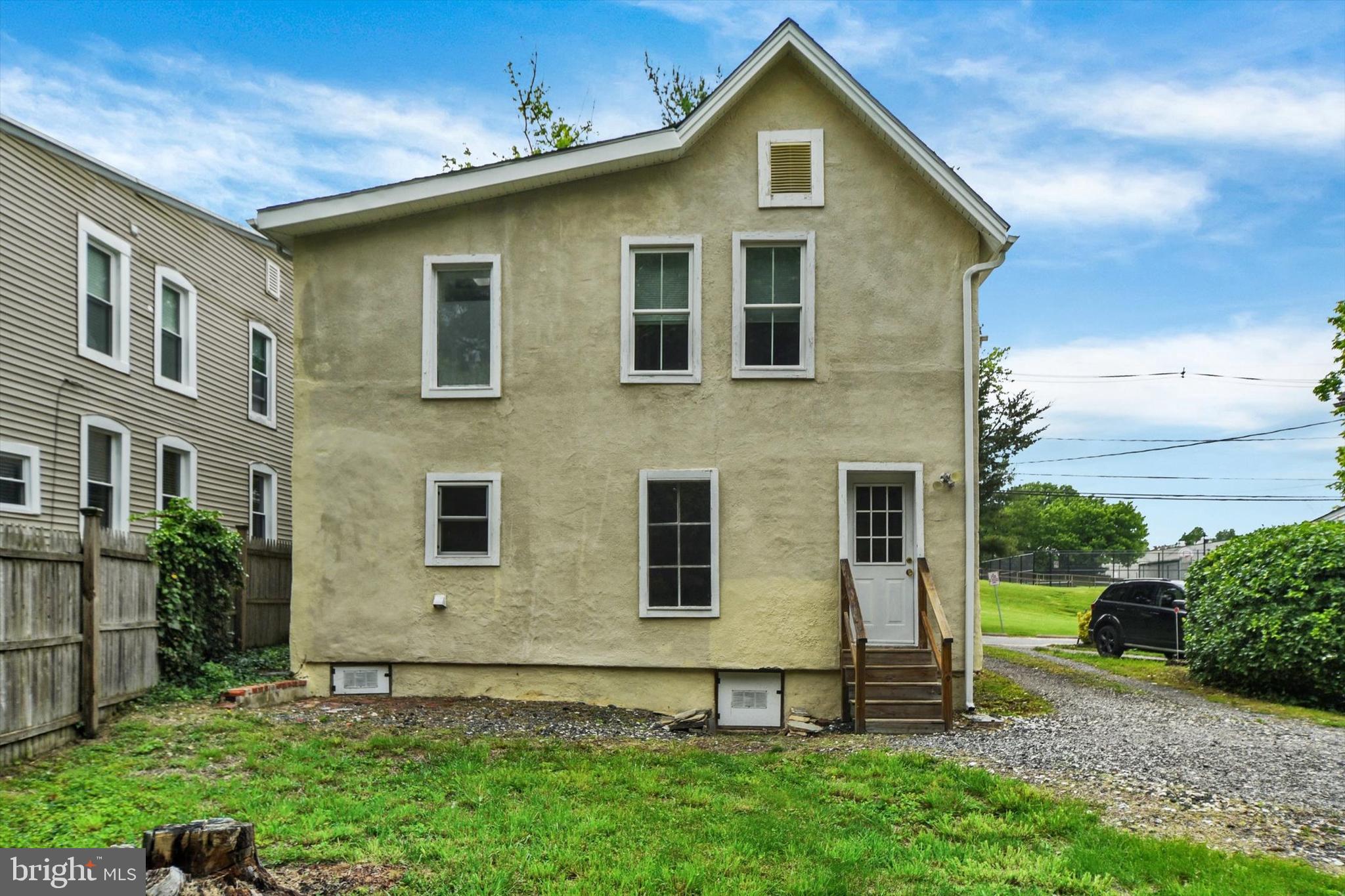 TOWSON - Residential