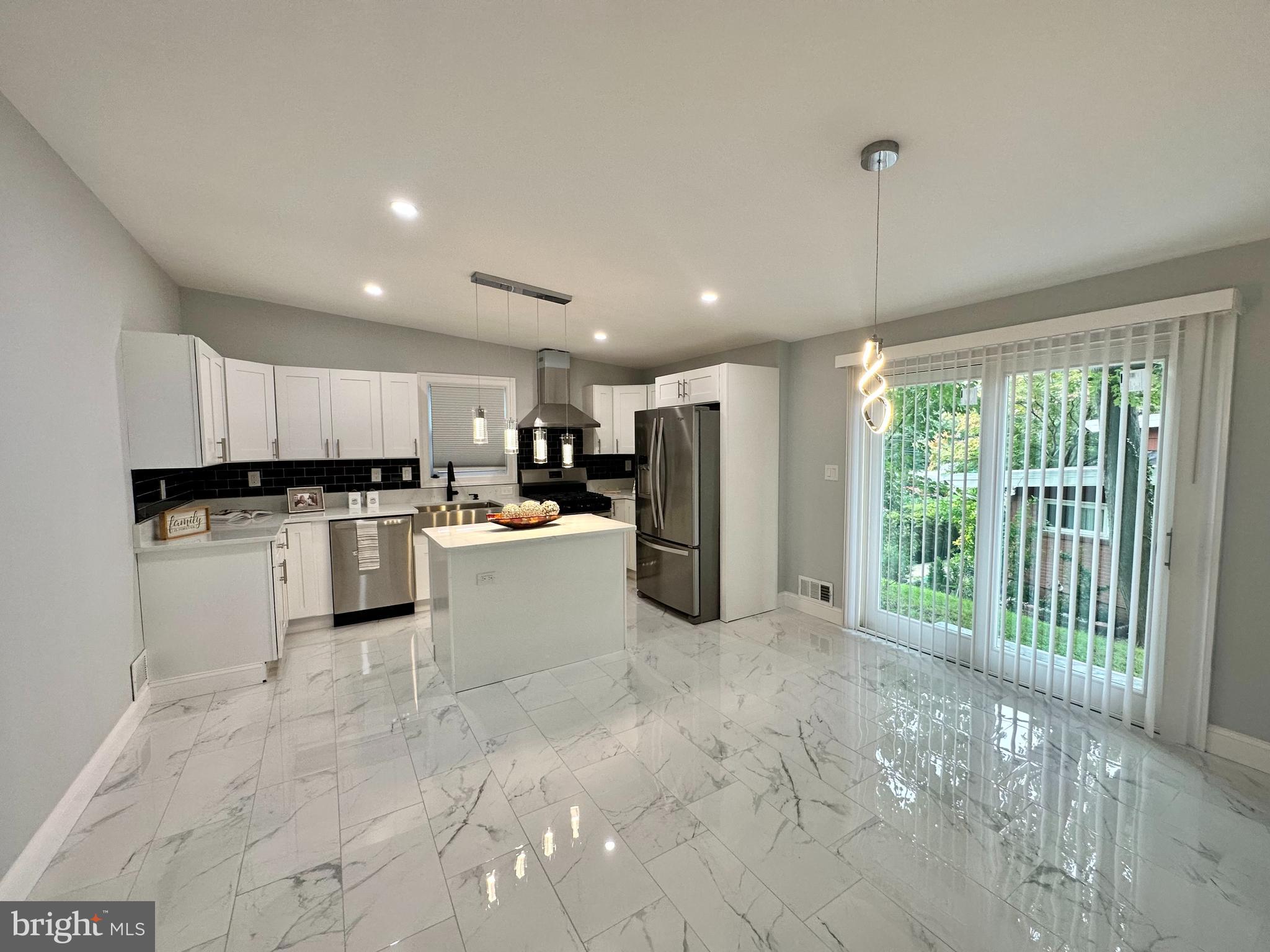 TWINBROOK FOREST - Residential