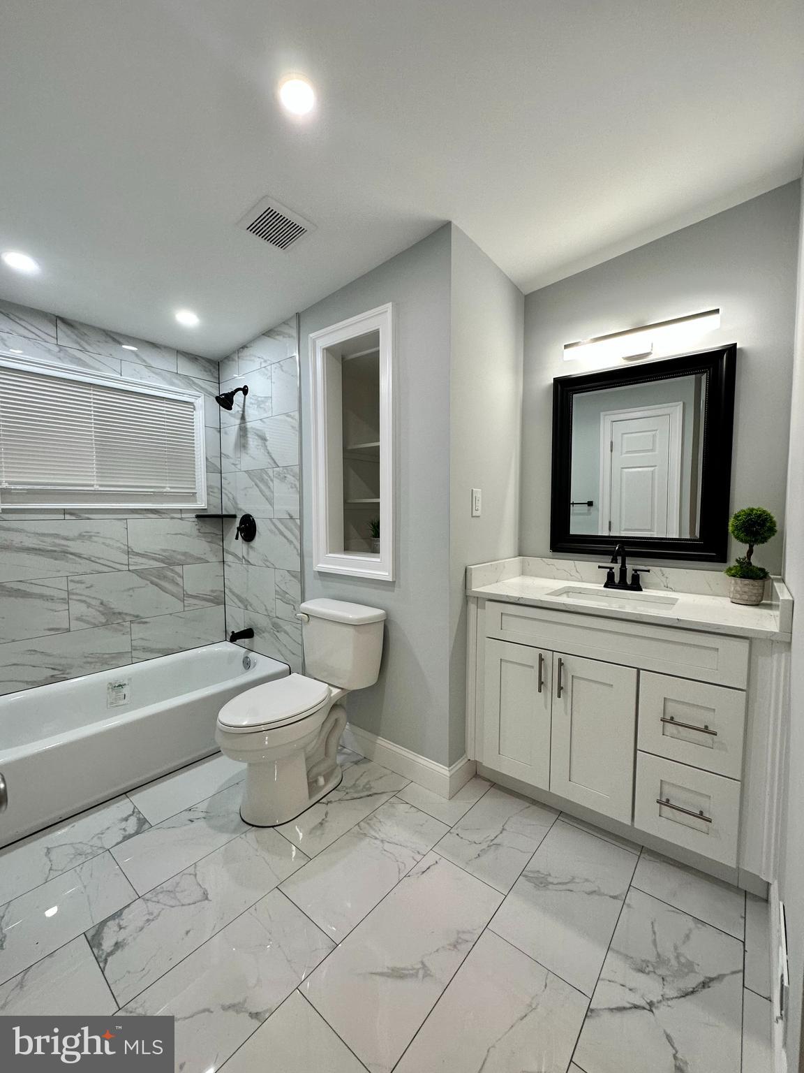 TWINBROOK FOREST - Residential