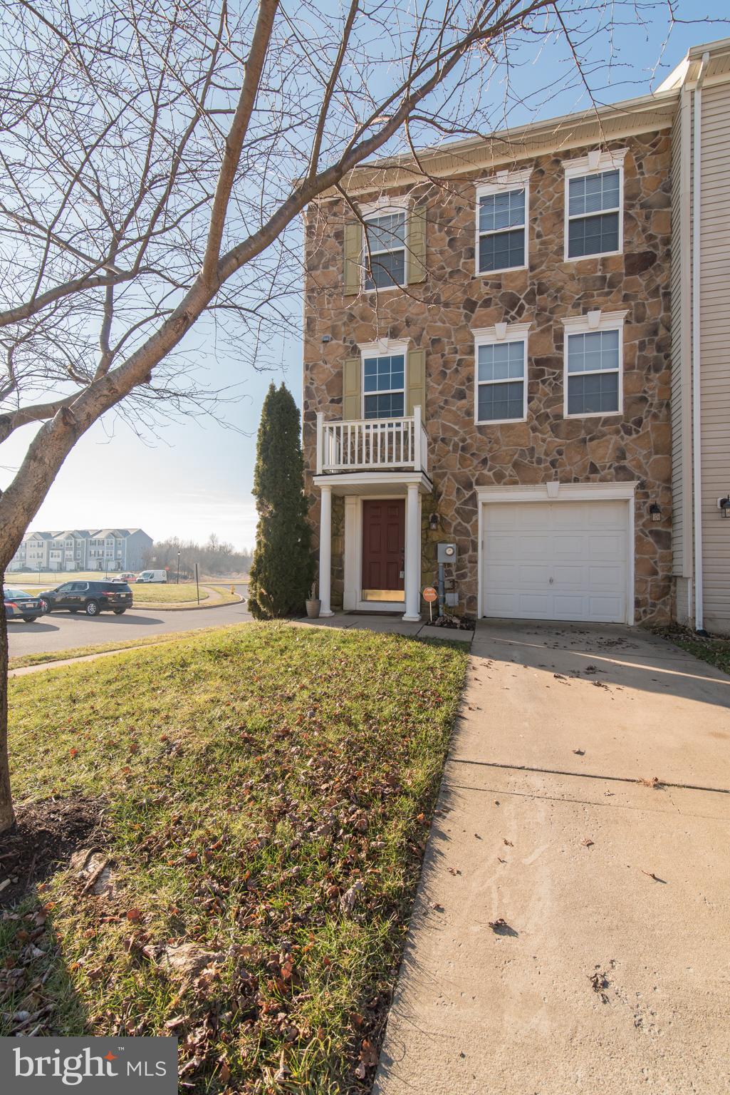 Located in The Gallery Subdivison is this Bright and Airy 3 Level End unit Townhome. In move in condition. Features include stone front with one car garage. Main level includes living room, half bath, kitchen and dining area with stainless steel appliances, island, pantry and sun room leading to deck area. Second level includes master bedroom with luxury bath and walk in closet, two additional bedrooms with vaulted ceilings and full bath. Lower level is finished with family room with sliding doors leading to back yard, laundry room and full bath. Easy commute to Baltimore/Washington area, Virginia and Maryland. Near the Commons Shopping Center and minutes from I-81. Seller is offering a Home Warranty!
