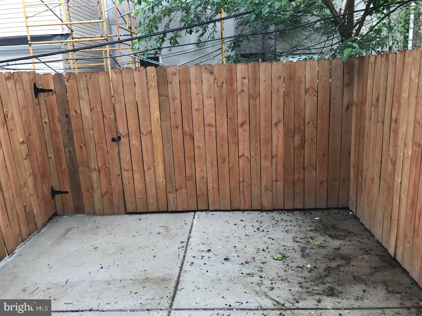 POINT BREEZE - Residential