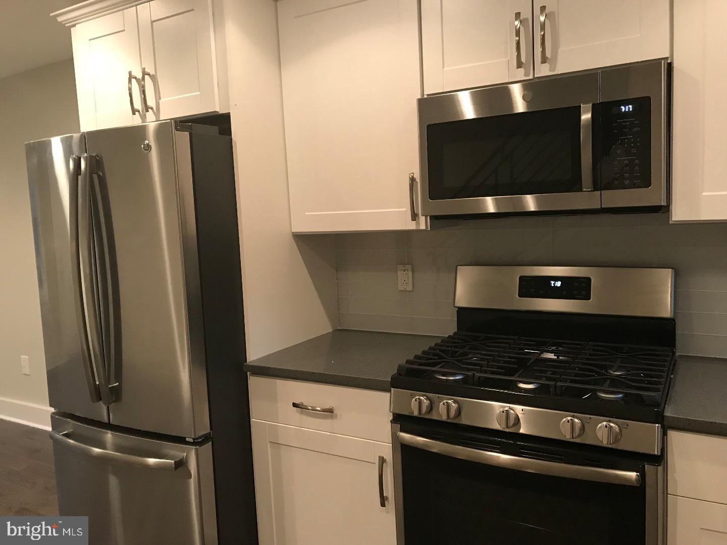 POINT BREEZE - Residential