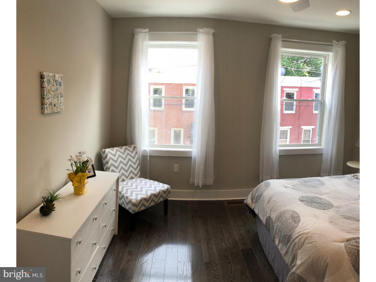 POINT BREEZE - Residential