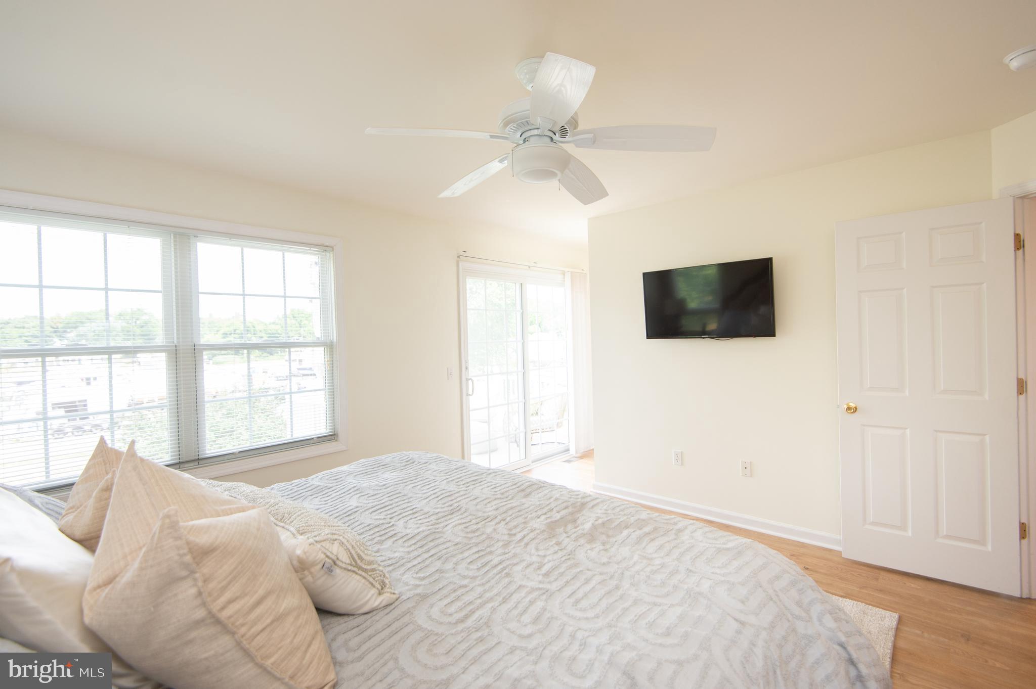 KENTMORR AIRPARK - Residential