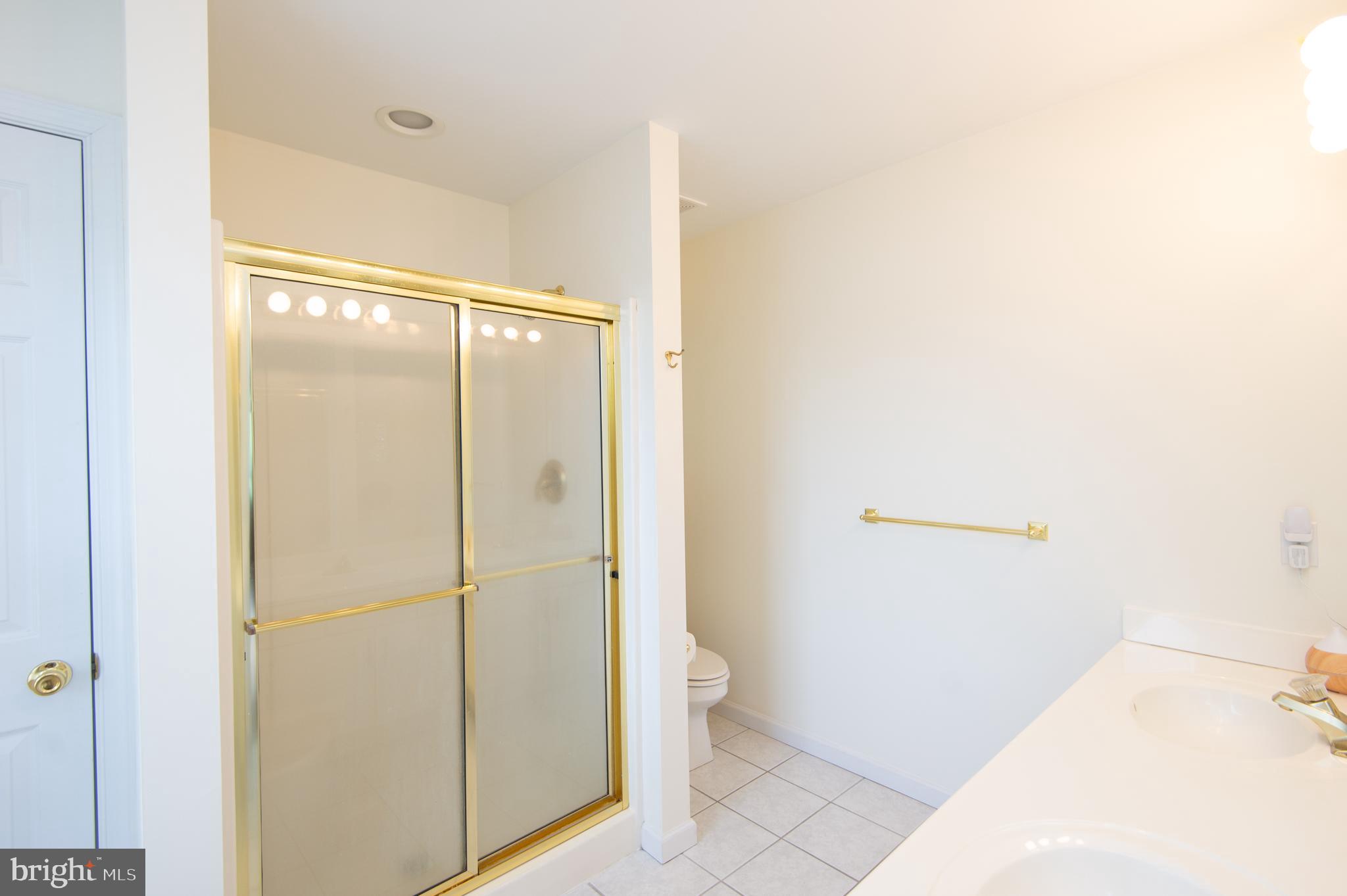 KENTMORR AIRPARK - Residential