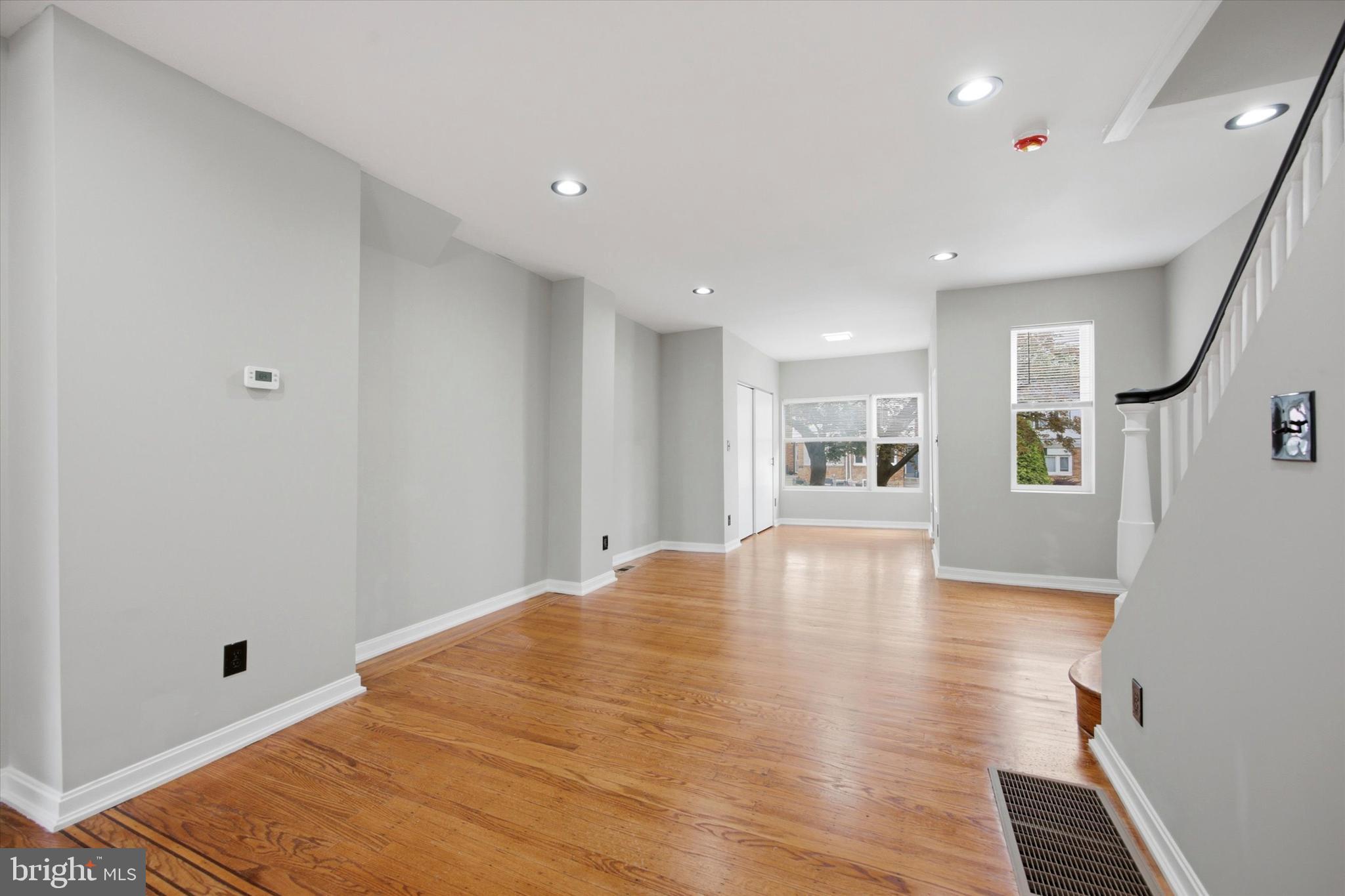WEST OAK LANE - Residential