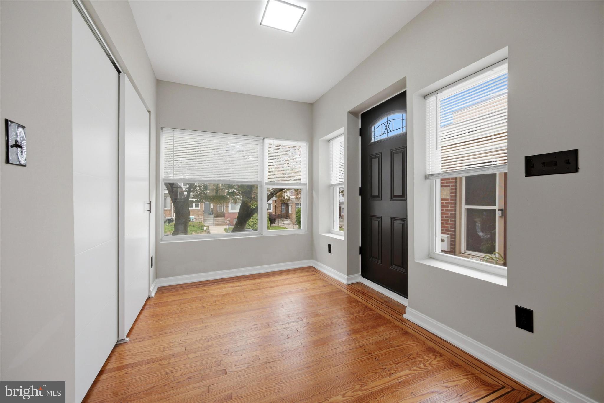WEST OAK LANE - Residential