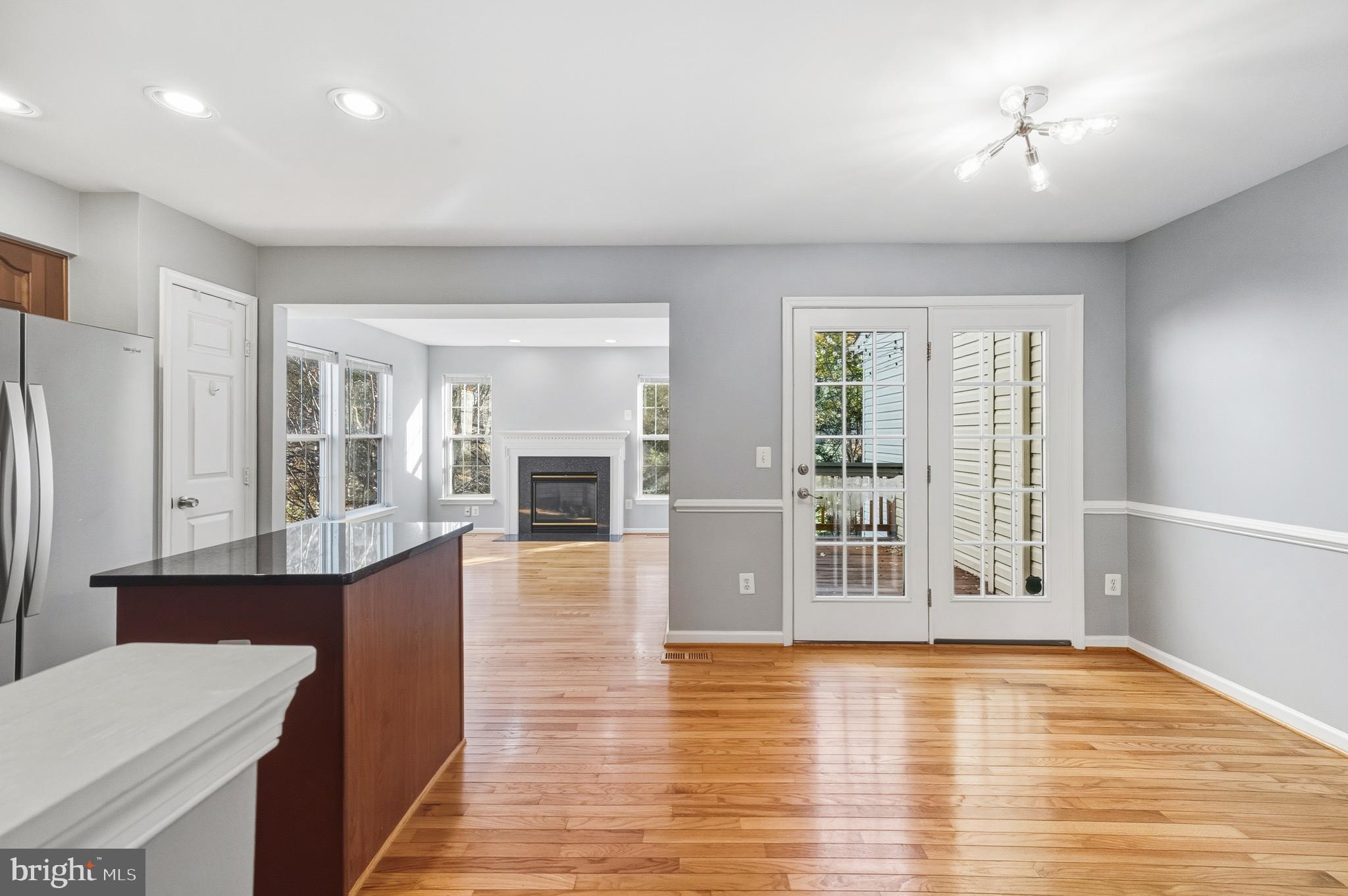 STRATFORD - Residential