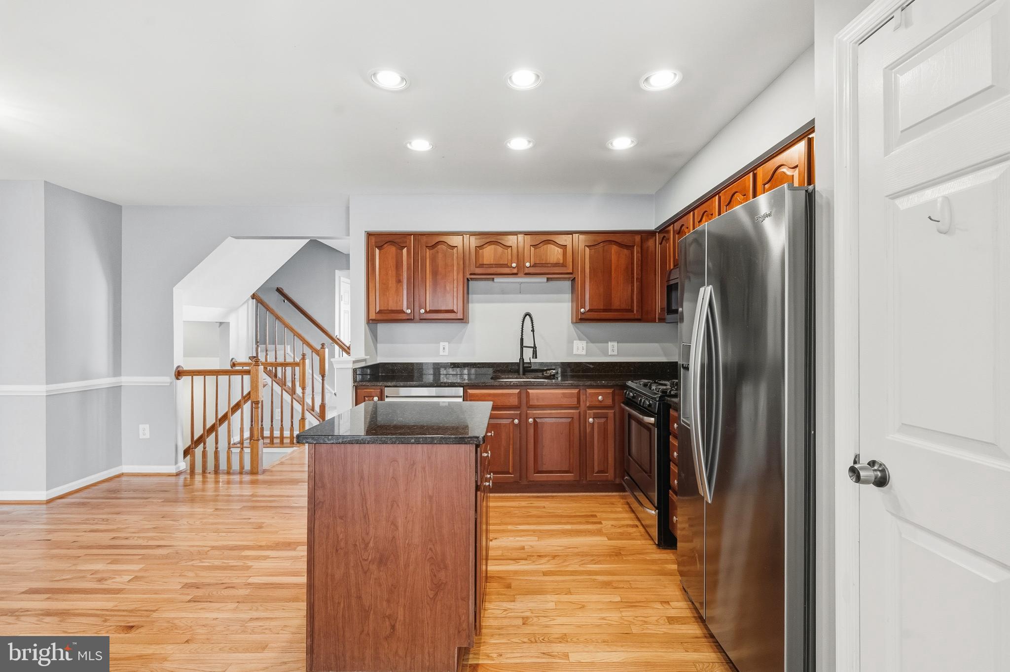 STRATFORD - Residential