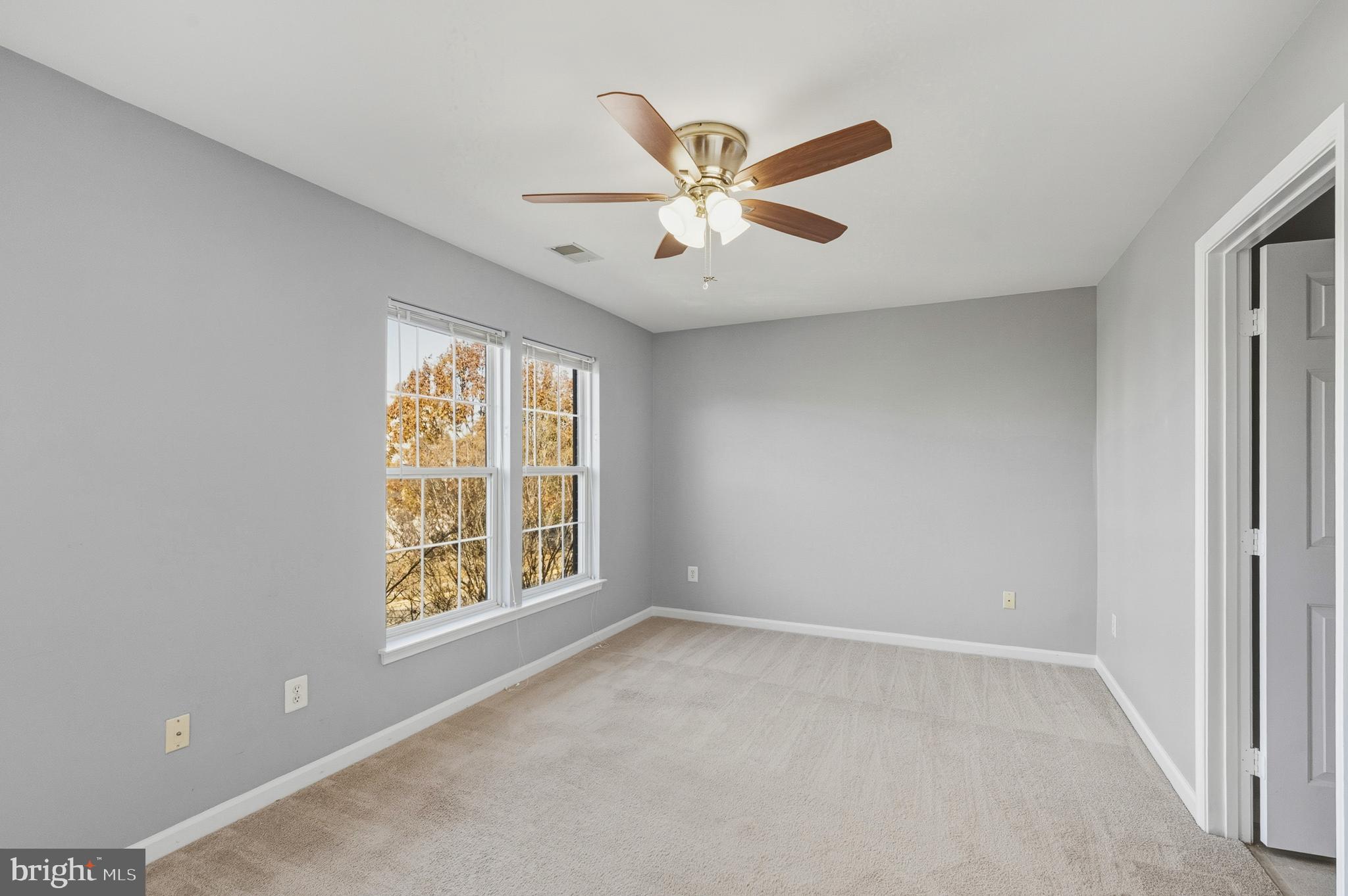 STRATFORD - Residential