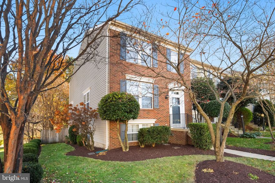 This is an amazing find you will want to grab quick....Brick end unit TH in a mega convenient Leesburg location. 3 Bedrooms, 3.5 Baths, Large deck and fenced backyard. Generous floor-plan with  formal and casual spaces. Main level hardwoods   gourmet Kitchen with granite - updated appliances!  Upper level features 2 Suites with tons of closet space...loaded with natural light.  The lower level walk out has an additional daylight bedroom with built ins, family room and a home office/craft room with custom book shelves. Home has been loved to it's core with new roof, flooring and more! Hurry - Santa needs to update your address!