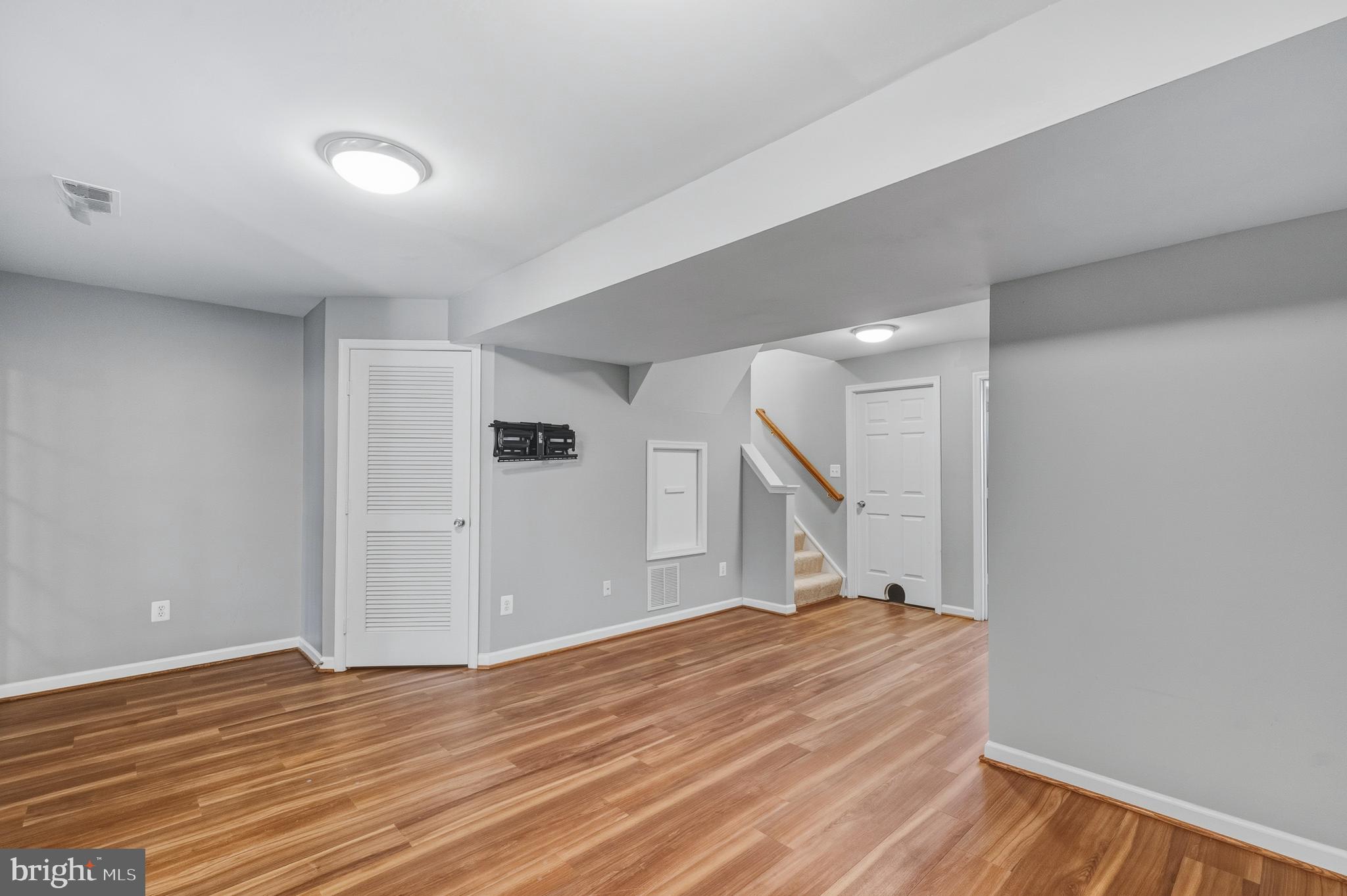 STRATFORD - Residential