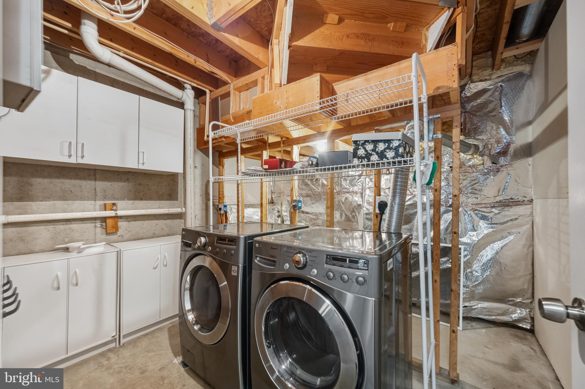 STRATFORD - Residential