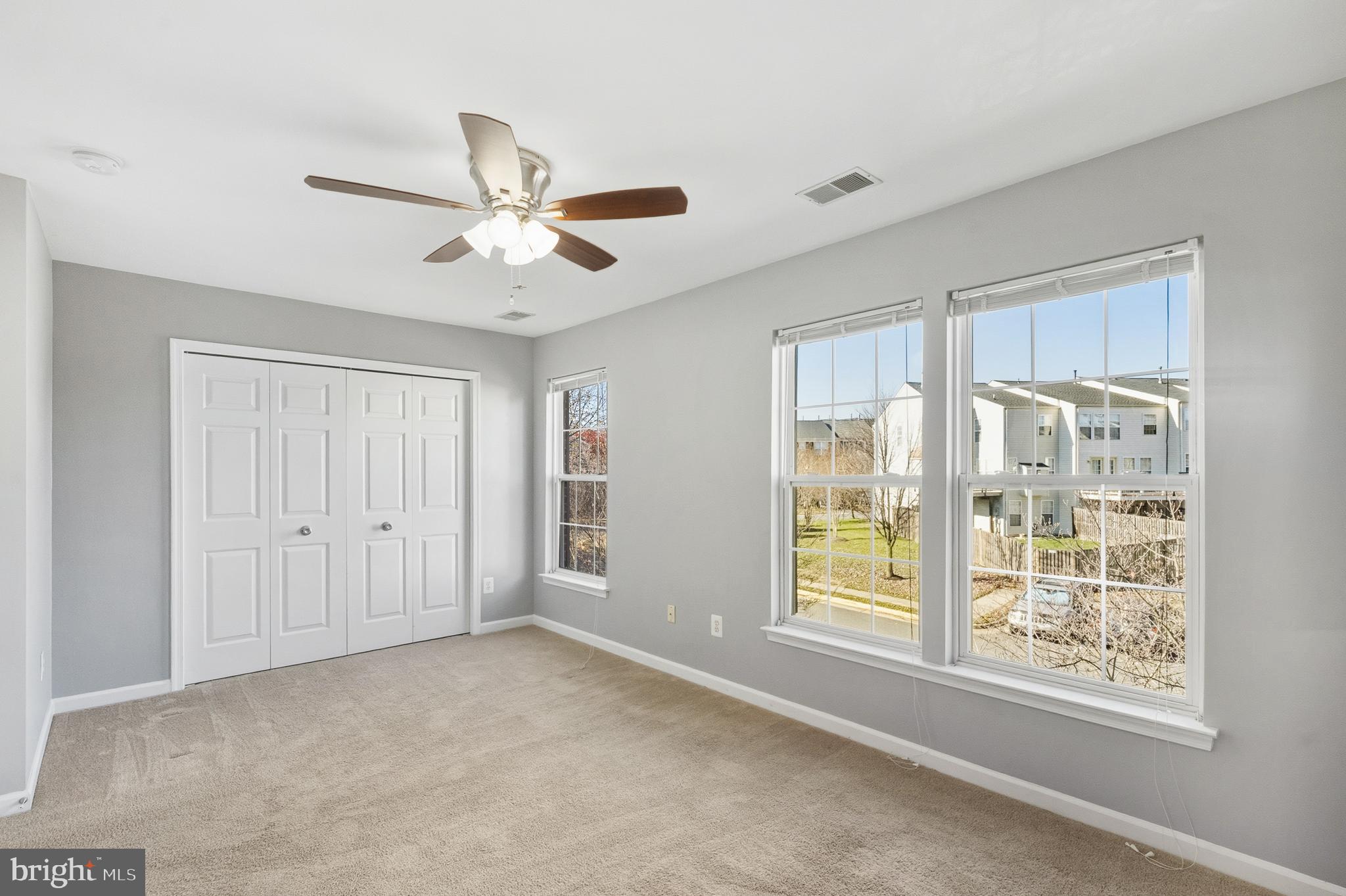 STRATFORD - Residential