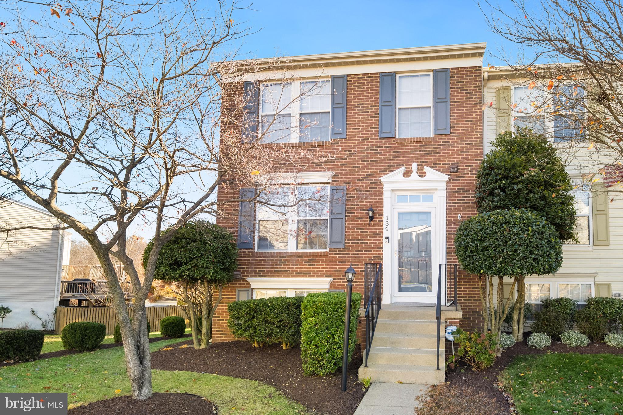 STRATFORD - Residential