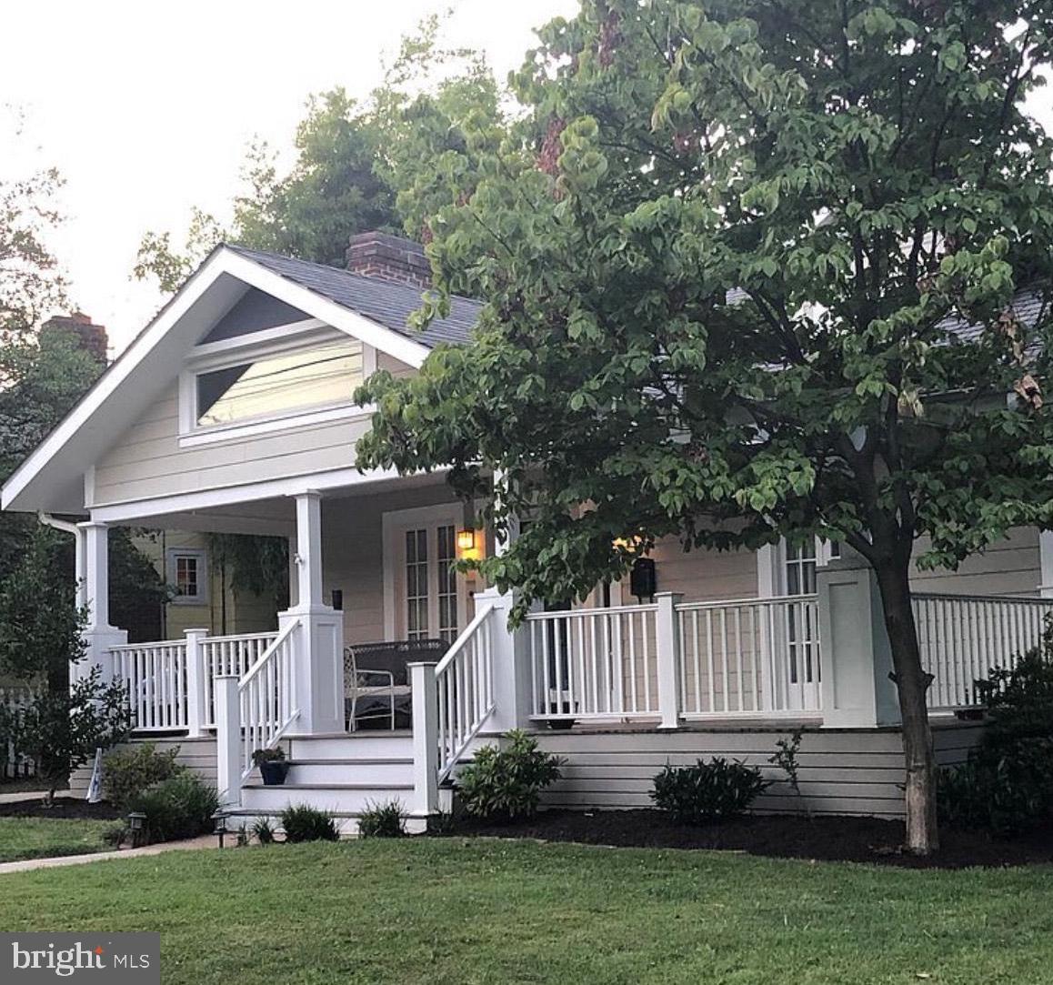 NORTH WOODSIDE - Residential Lease