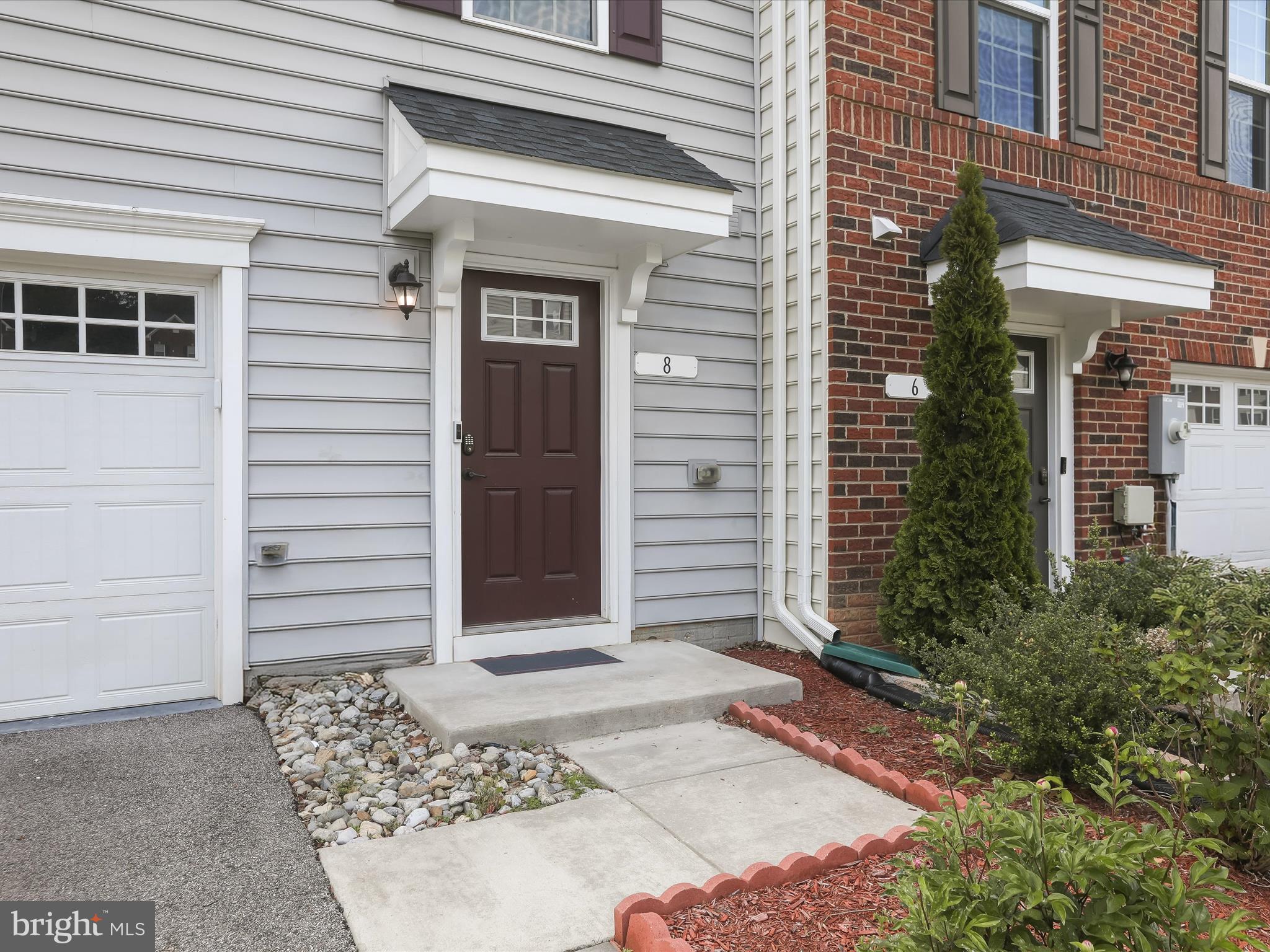 HIGHGATE VILLAGE - Residential