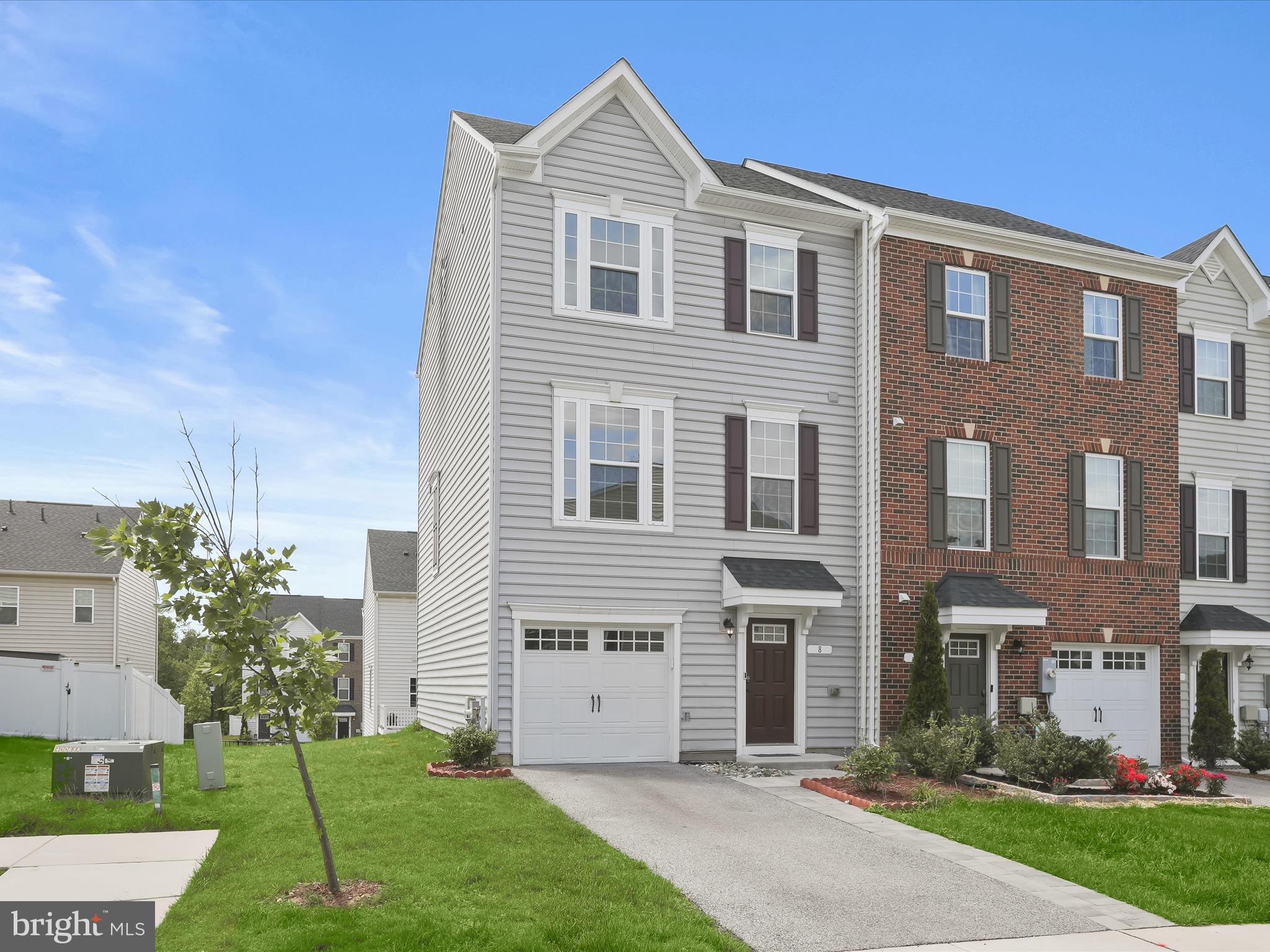 HIGHGATE VILLAGE - Residential