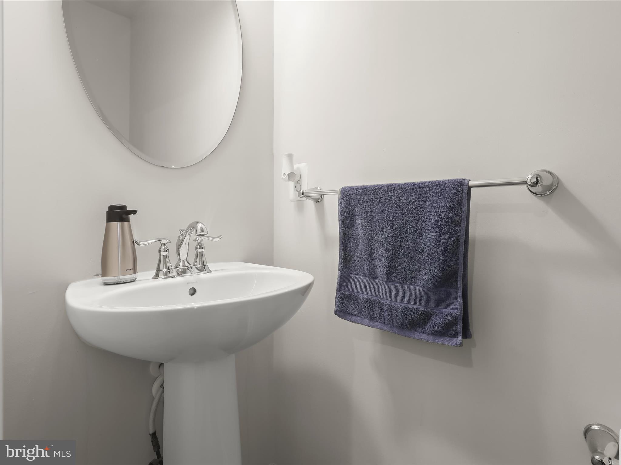 HIGHGATE VILLAGE - Residential