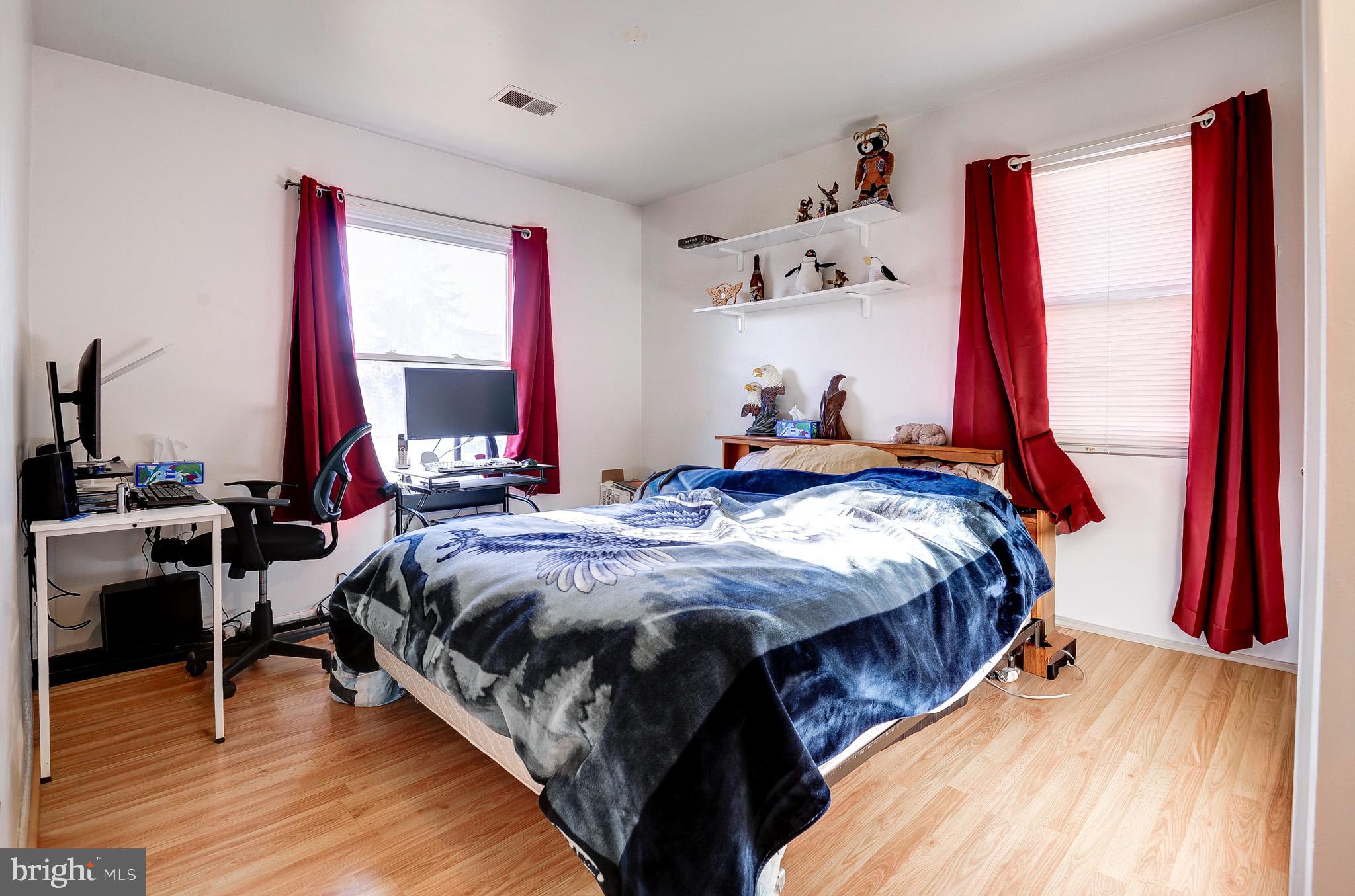 STERLING  PARK - Residential