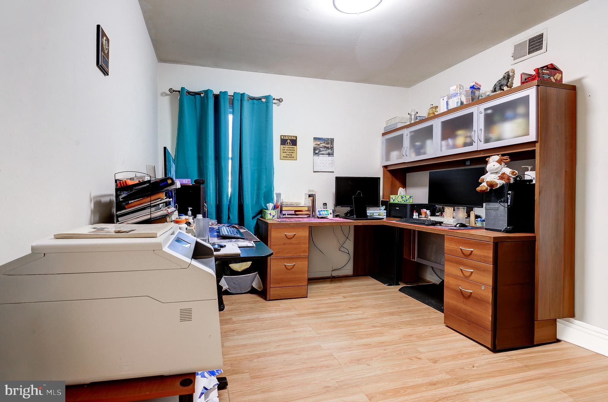 STERLING  PARK - Residential